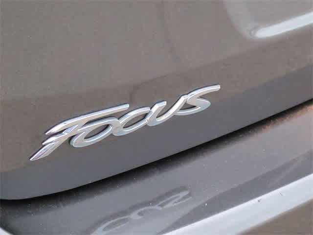 2018 Ford Focus SE 13