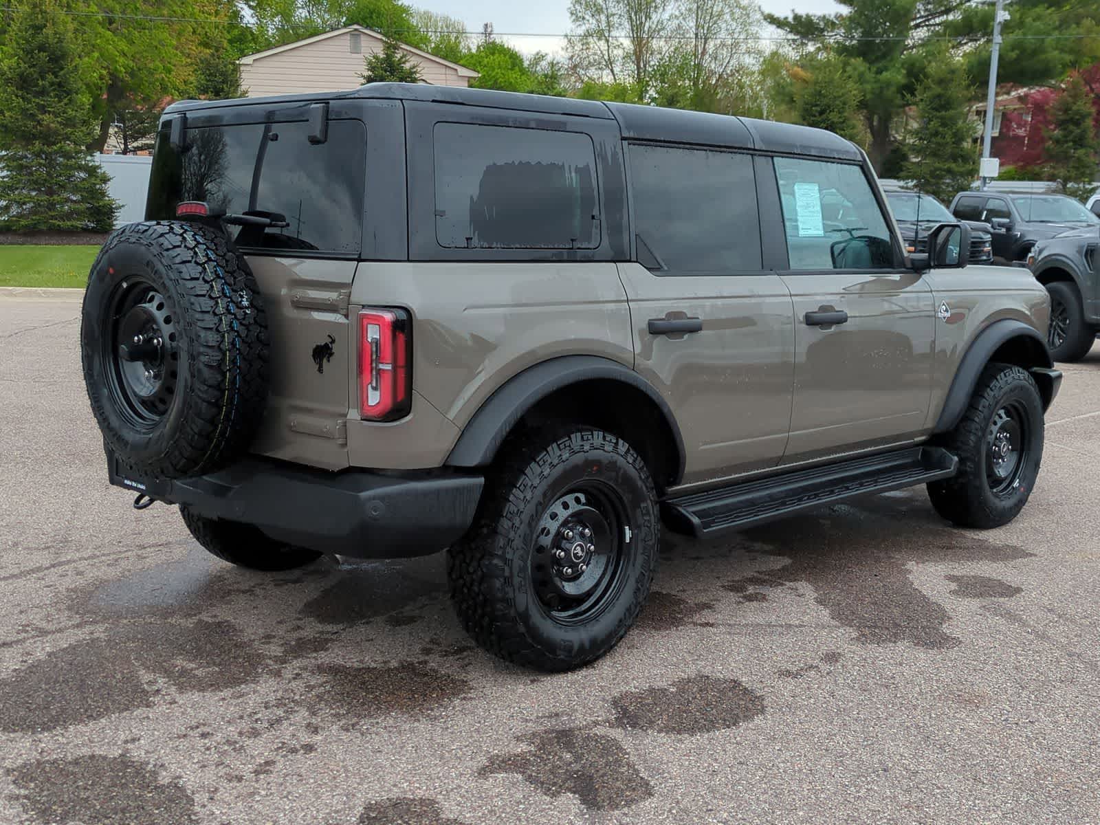 Thumbnail: 2026 Ford Bronco - 8