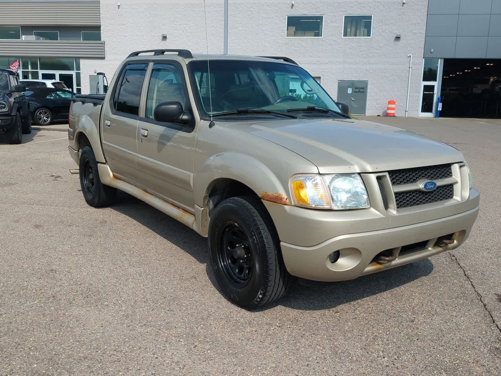 Thumbnail: 2004 Ford Explorer Sport Trac - 2