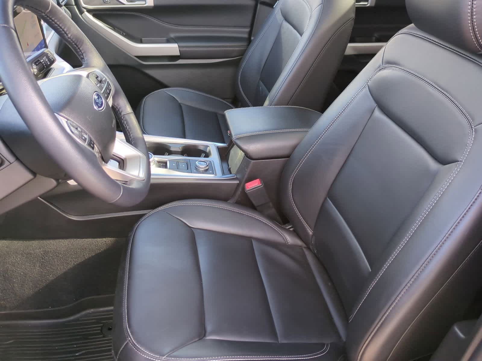 Thumbnail: 2023 Ford Explorer - 16