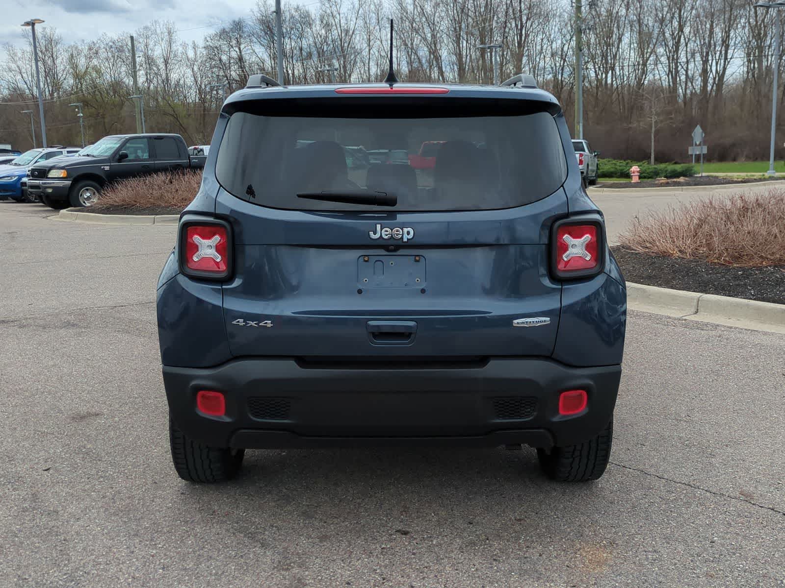 Thumbnail: 2020 Jeep Renegade - 7