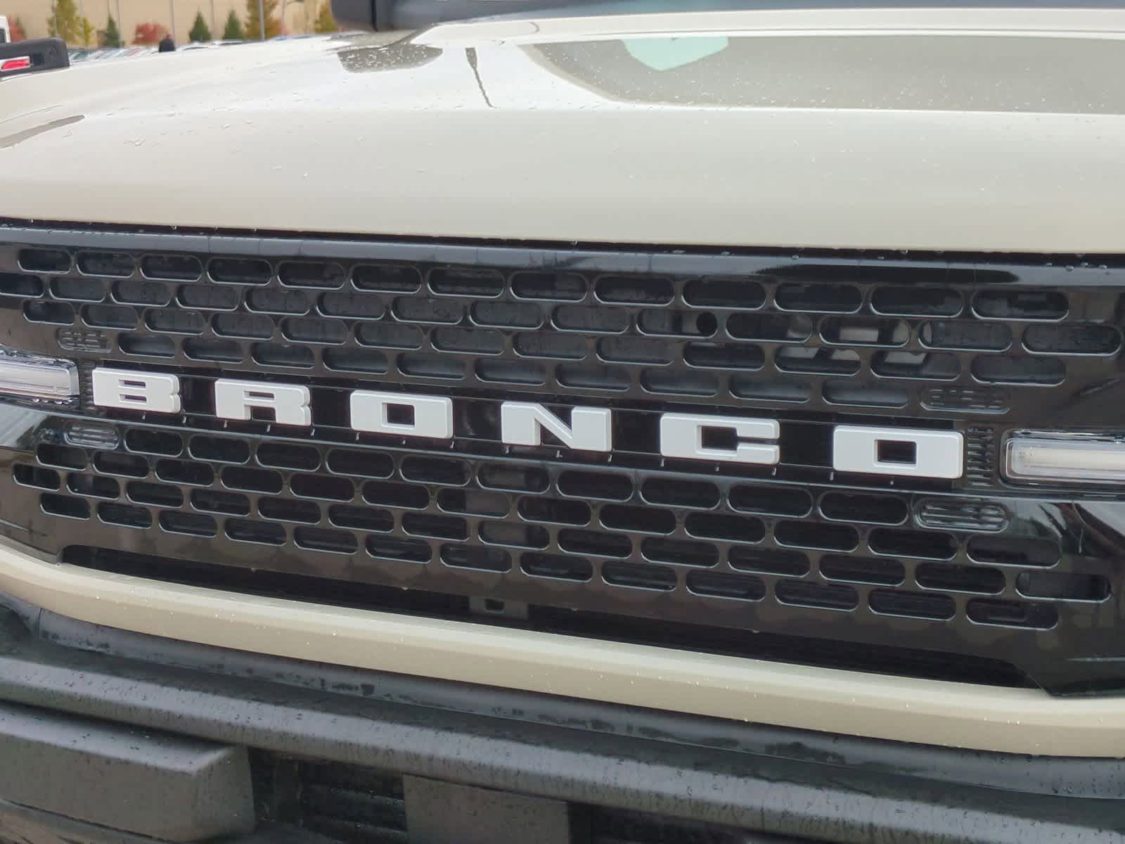 Thumbnail: 2025 Ford Bronco - 12