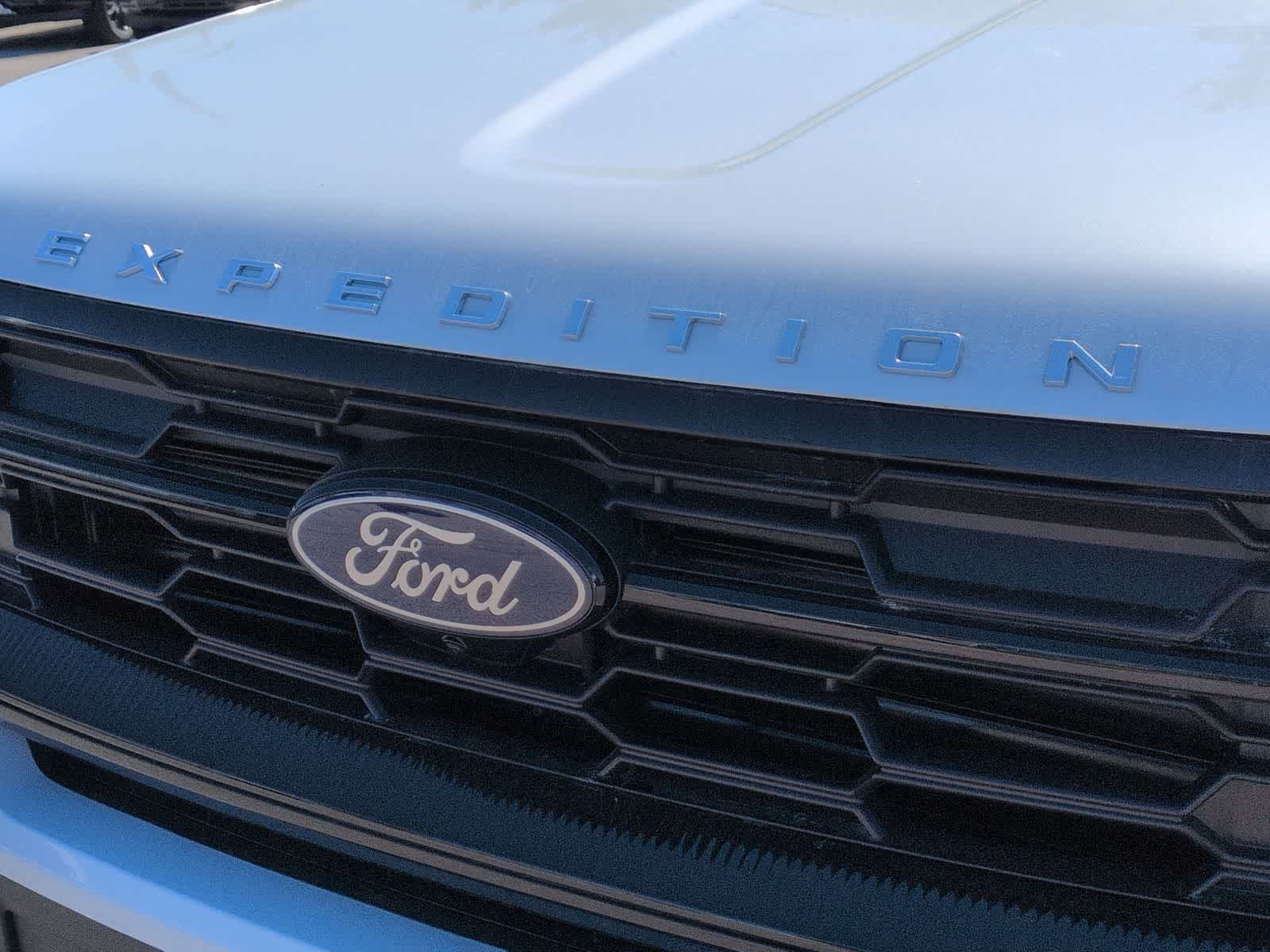 Thumbnail: 2026 Ford Expedition - 12
