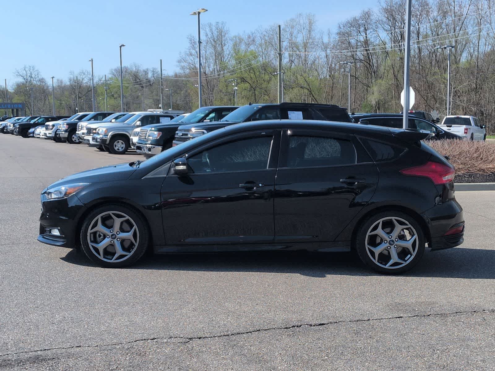 Thumbnail: 2018 Ford Focus - 5