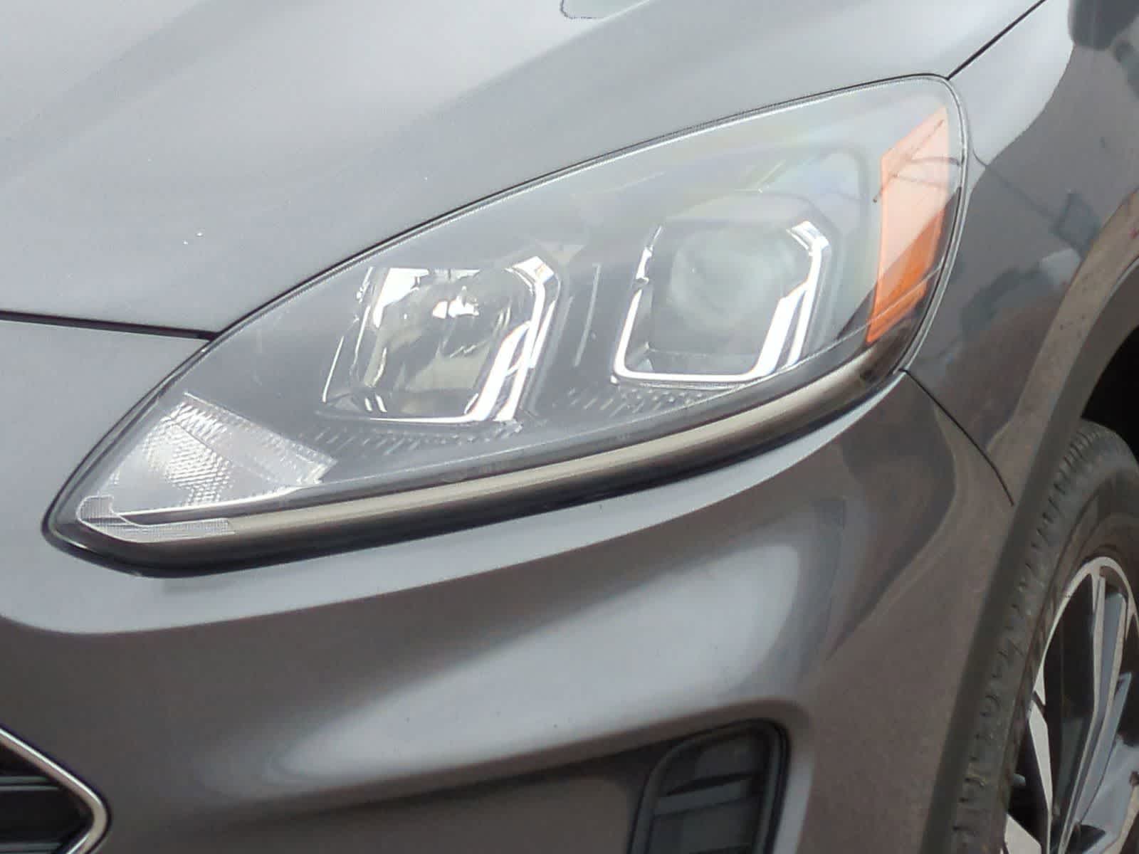 Thumbnail: 2021 Ford Escape - 11