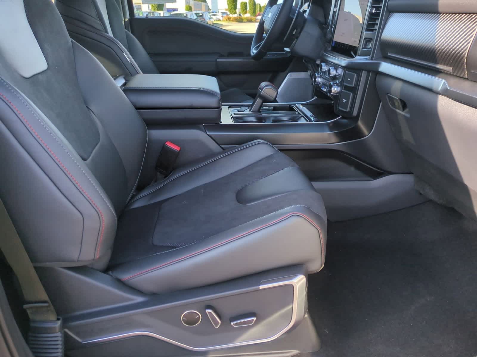 Thumbnail: 2025 Ford F-150 - 21