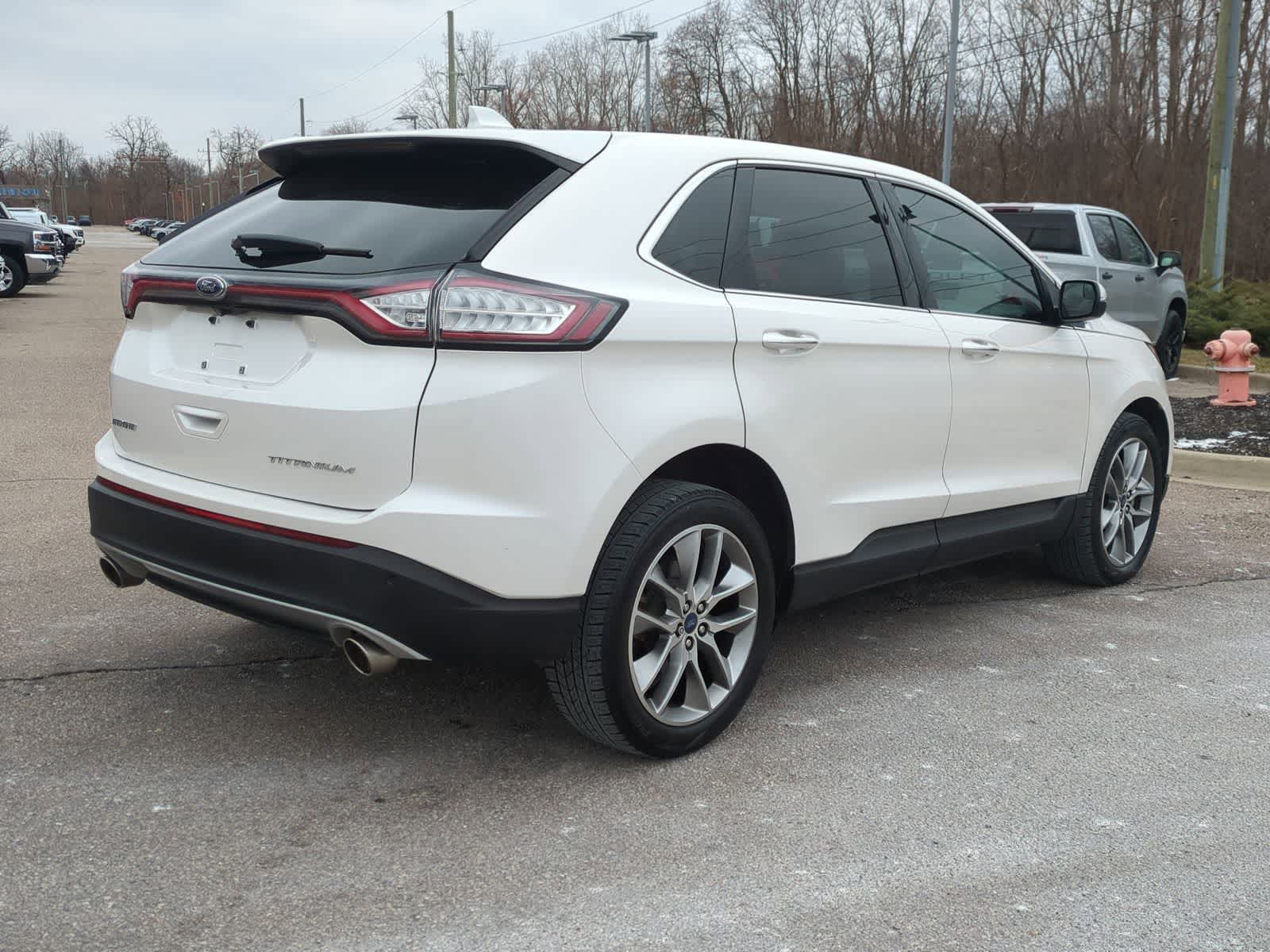 Thumbnail: 2018 Ford Edge - 8