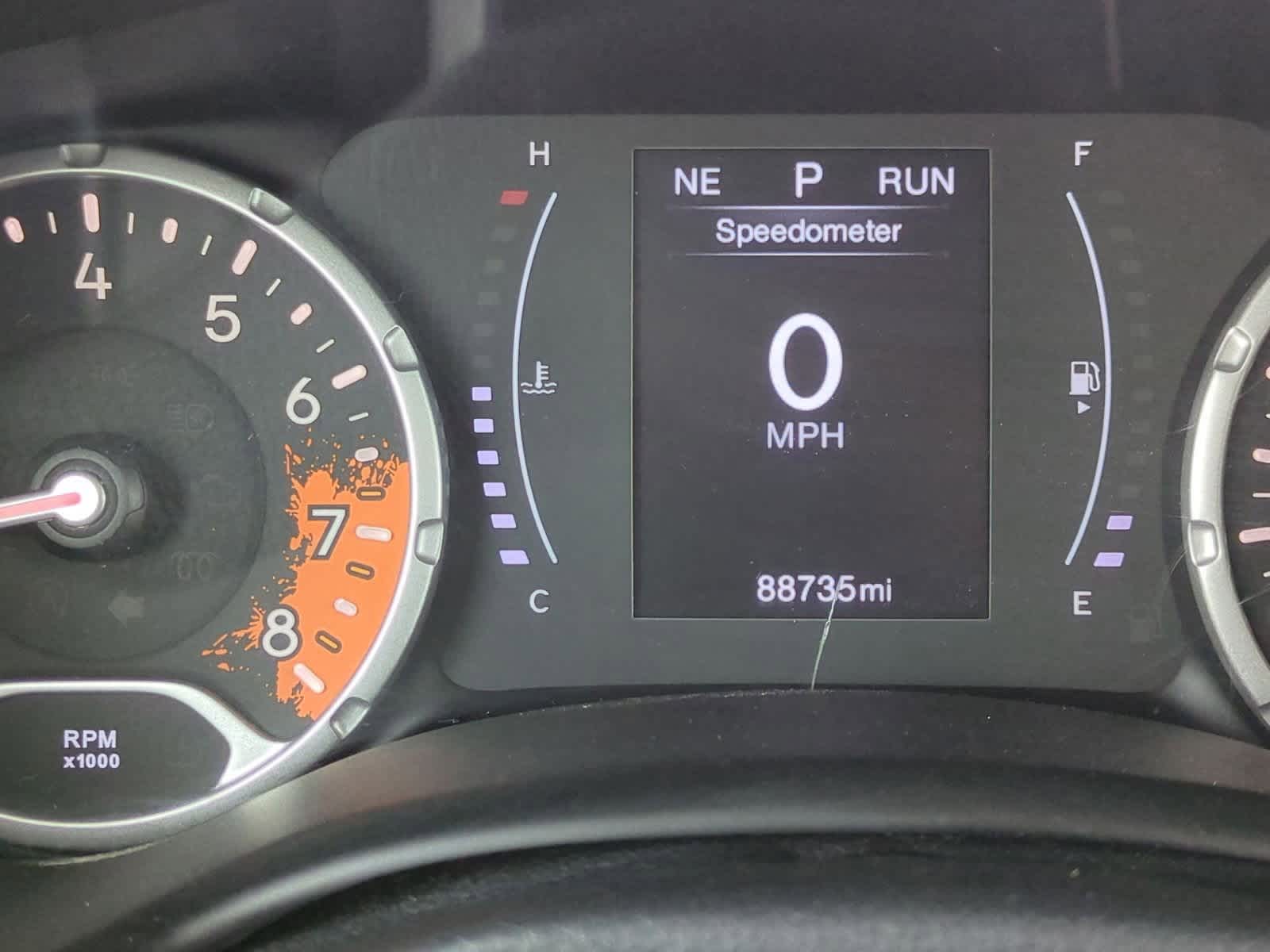 Thumbnail: 2018 Jeep Renegade - 32