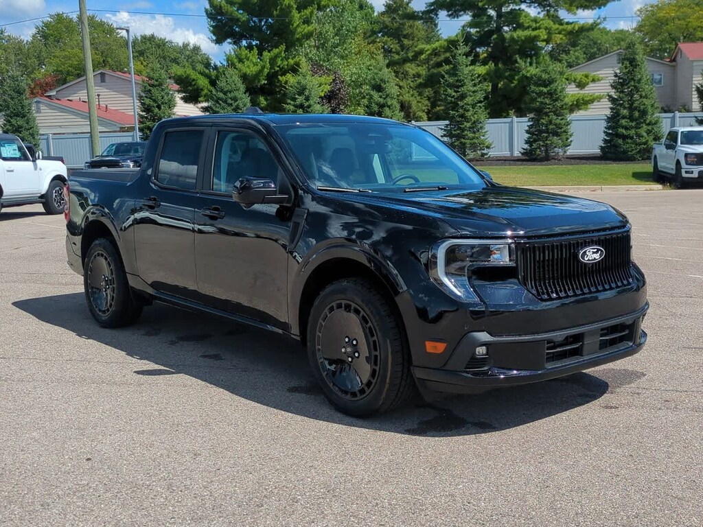New 2025 Ford Maverick Lobo High Truck