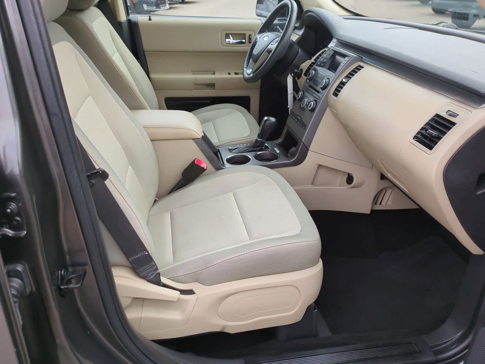 Thumbnail: 2019 Ford Flex - 21