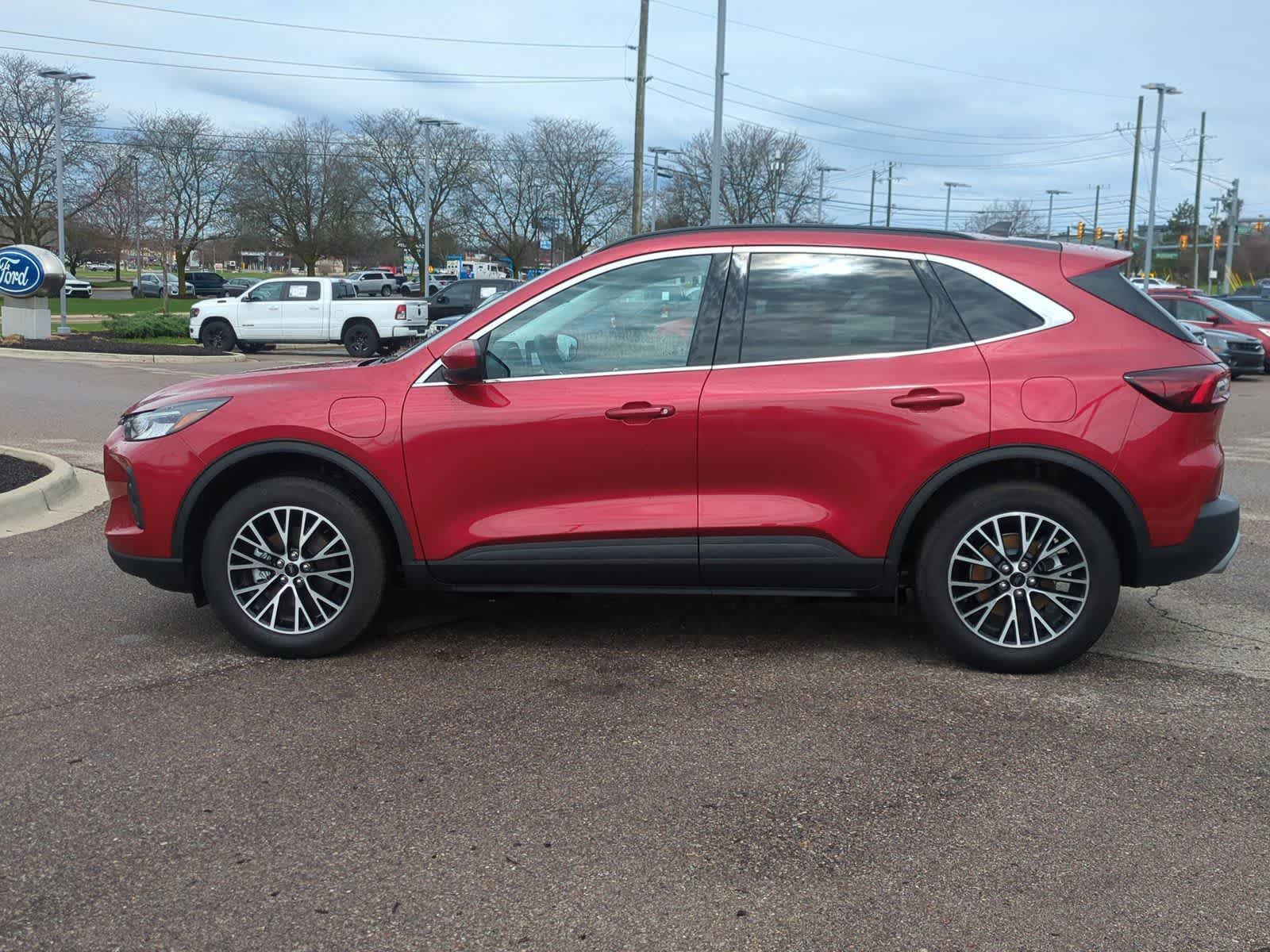 Thumbnail: 2025 Ford Escape - 5