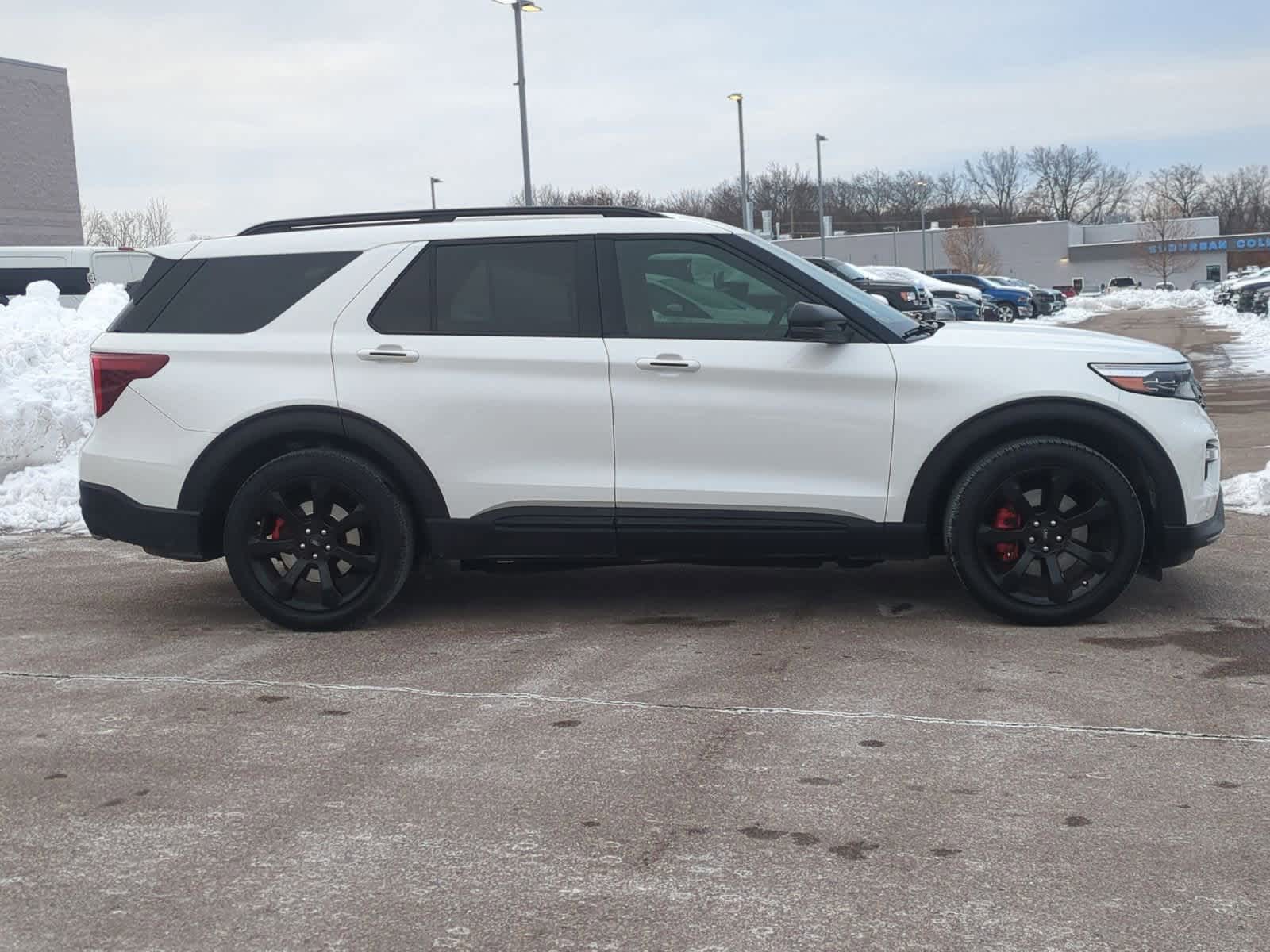 Thumbnail: 2022 Ford Explorer - 9
