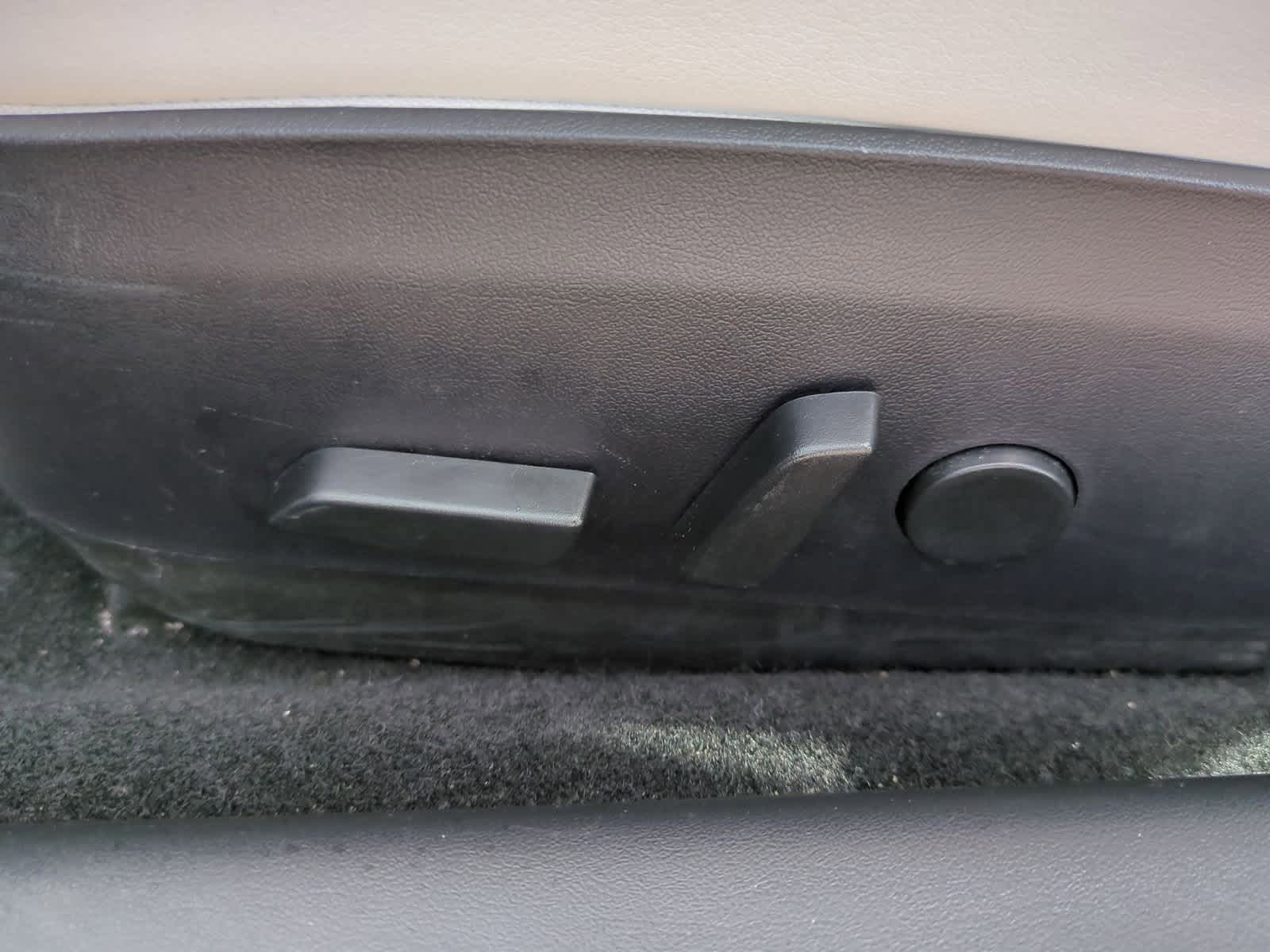 Thumbnail: 2020 Tesla Model 3 - 16