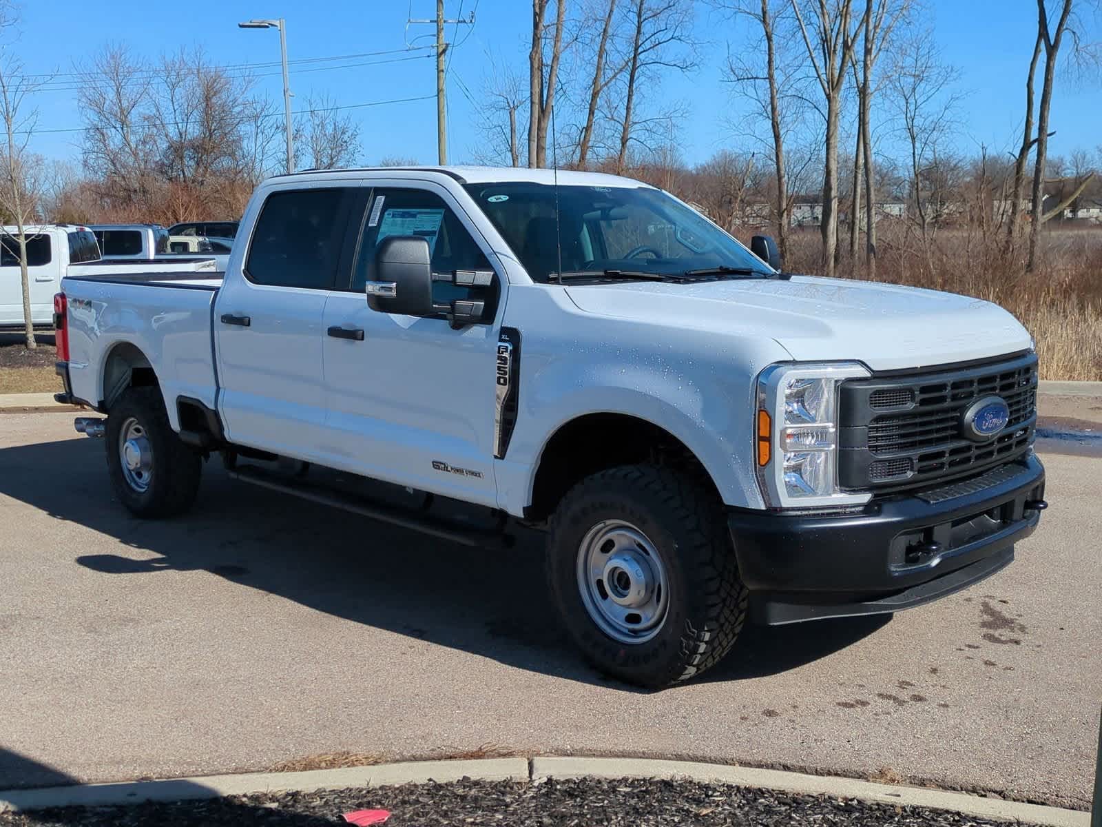 2025 Ford Econoline E-350 2