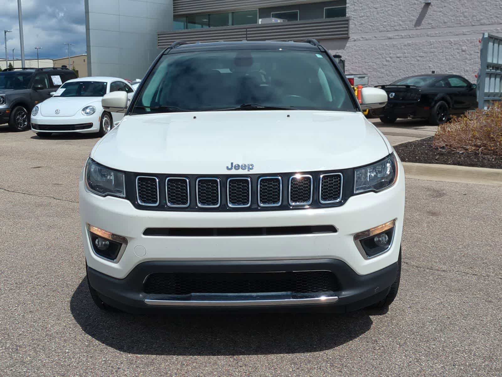 Thumbnail: 2019 Jeep Compass - 3