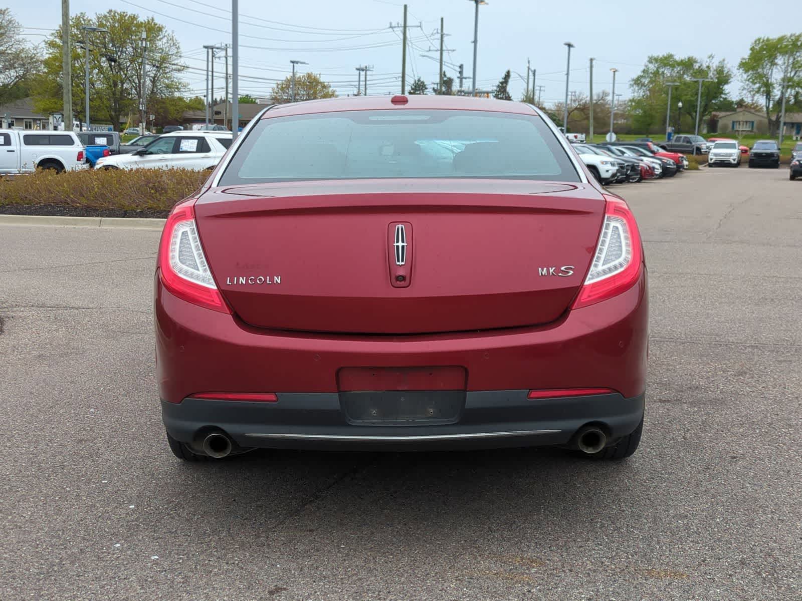 Thumbnail: 2013 Lincoln MKS - 7