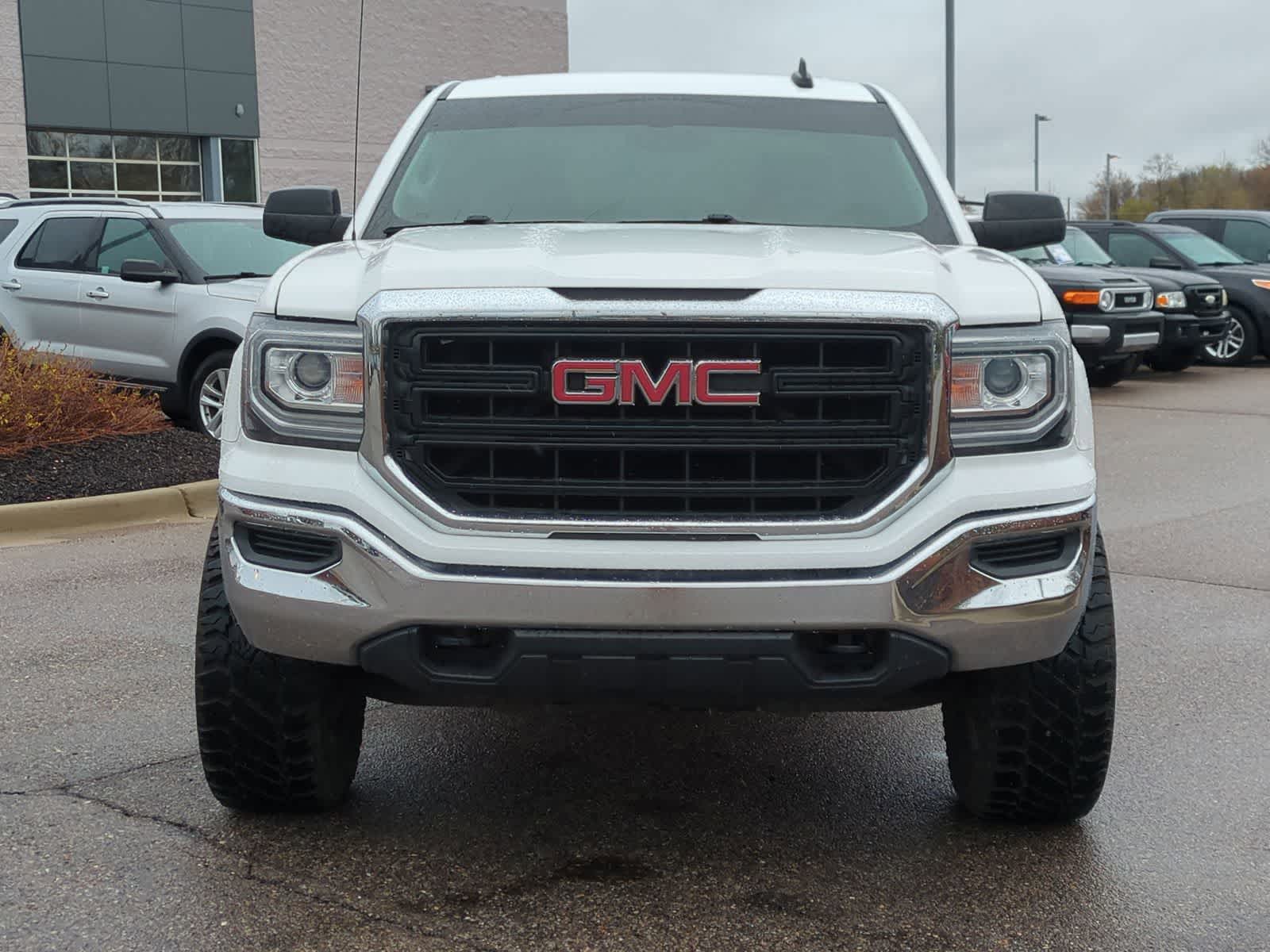 Thumbnail: 2017 GMC Sierra 1500 - 3