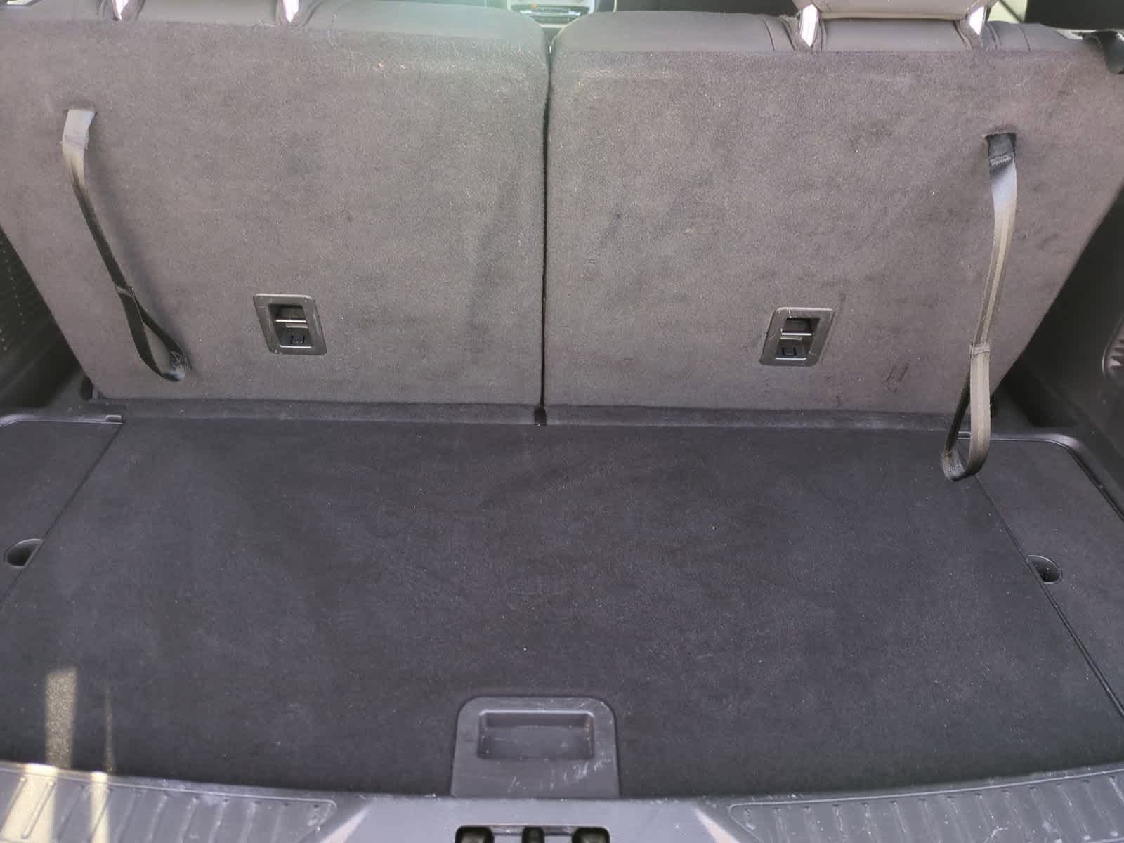 Thumbnail: 2023 Ford Explorer - 34