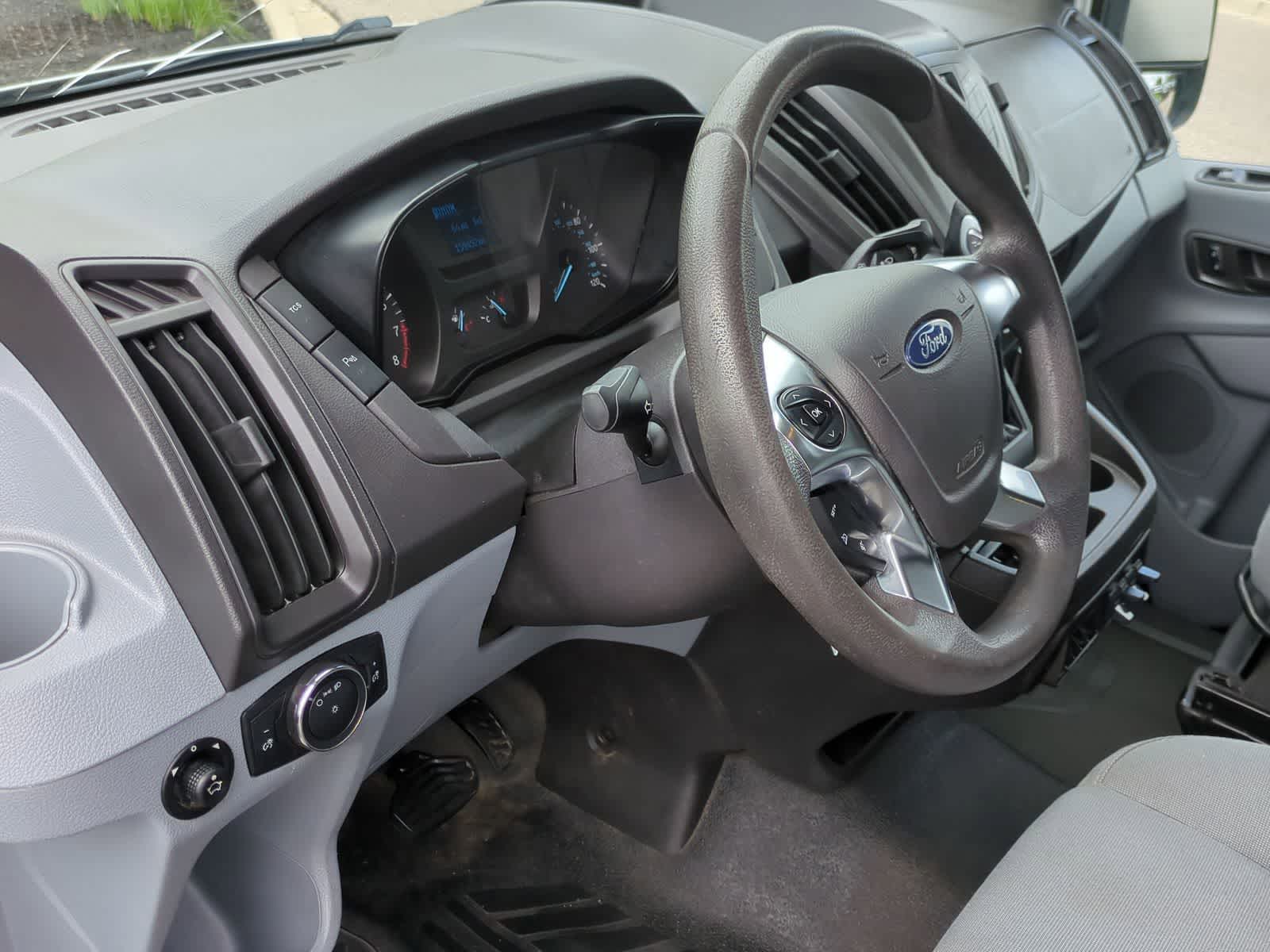 Thumbnail: 2015 Ford Transit Series - 10