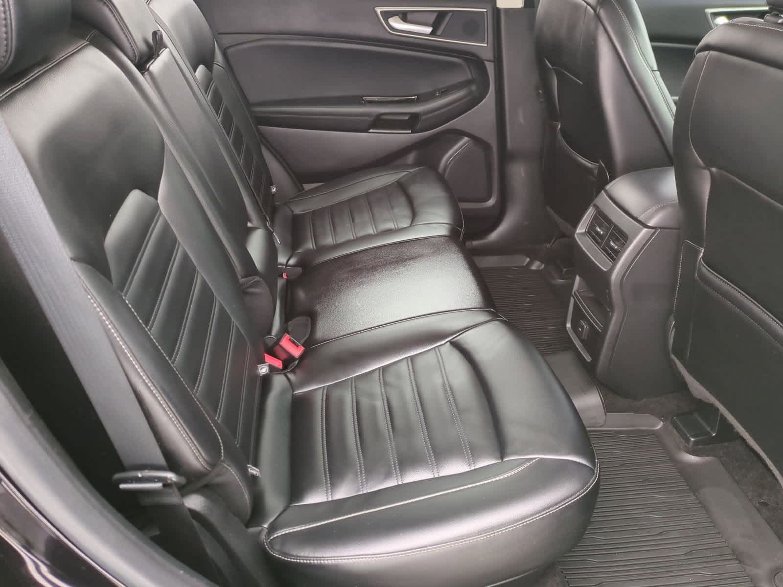 Thumbnail: 2020 Ford Edge - 20