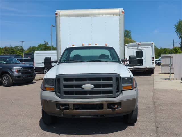2005 Ford Econoline E-550 8