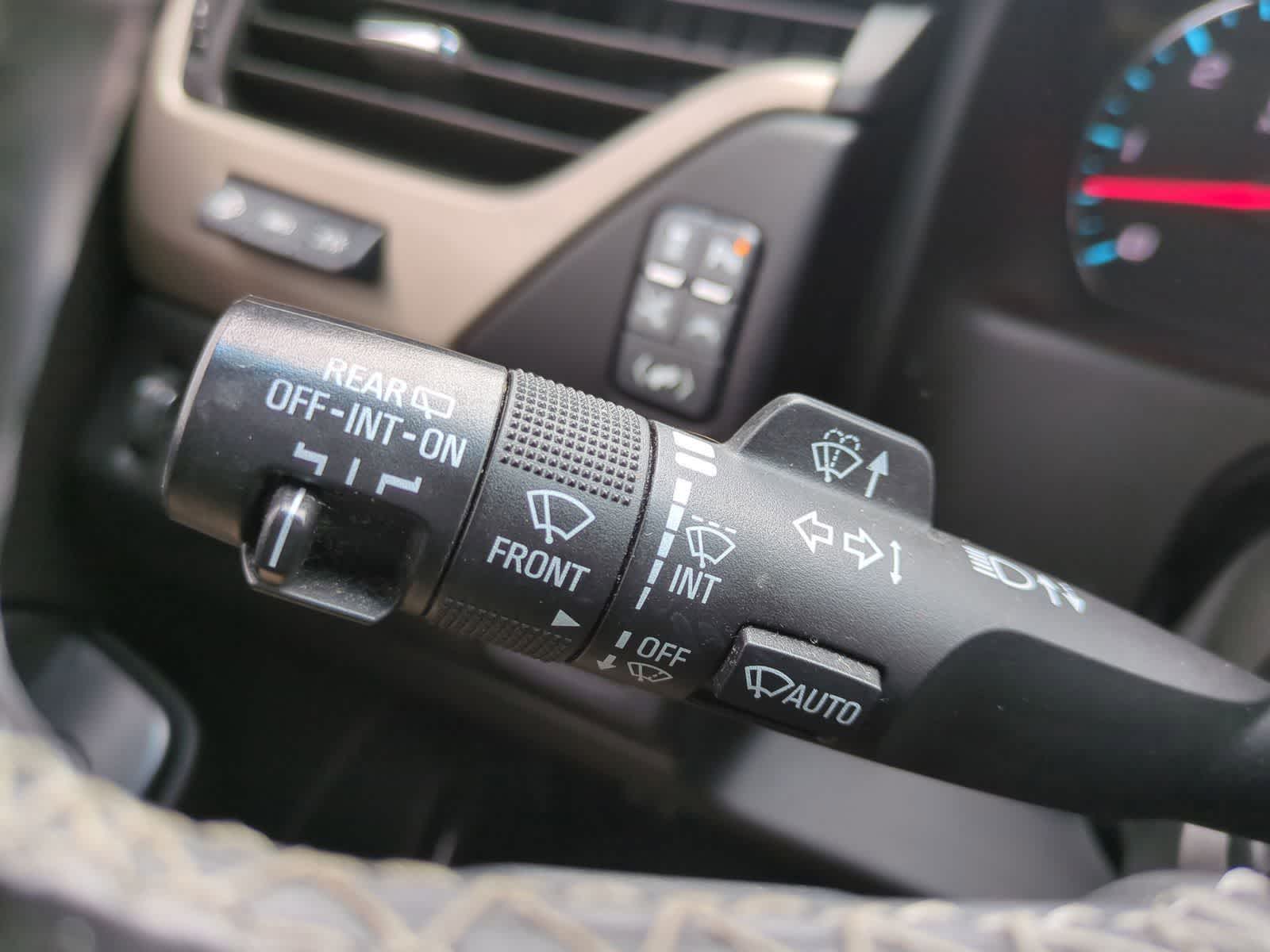 Thumbnail: 2017 GMC Yukon - 27