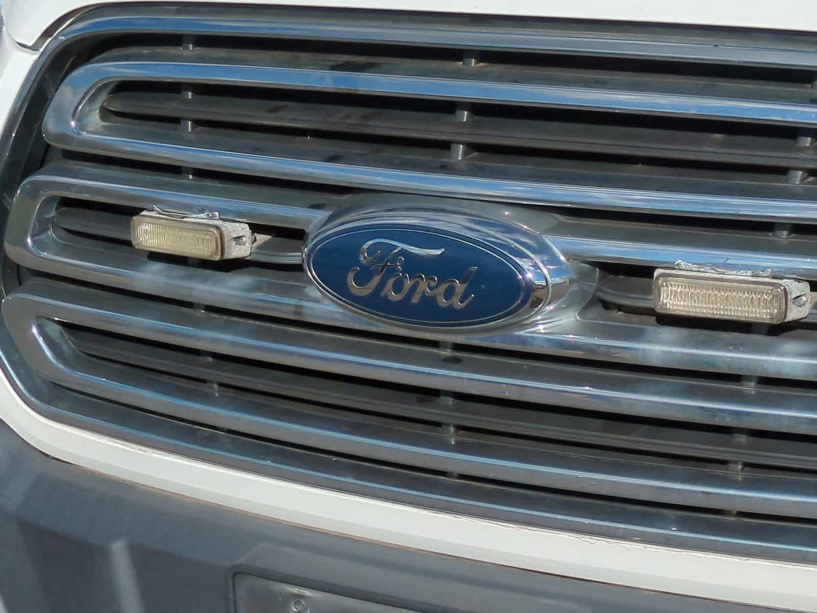Thumbnail: 2017 Ford Transit Series - 12