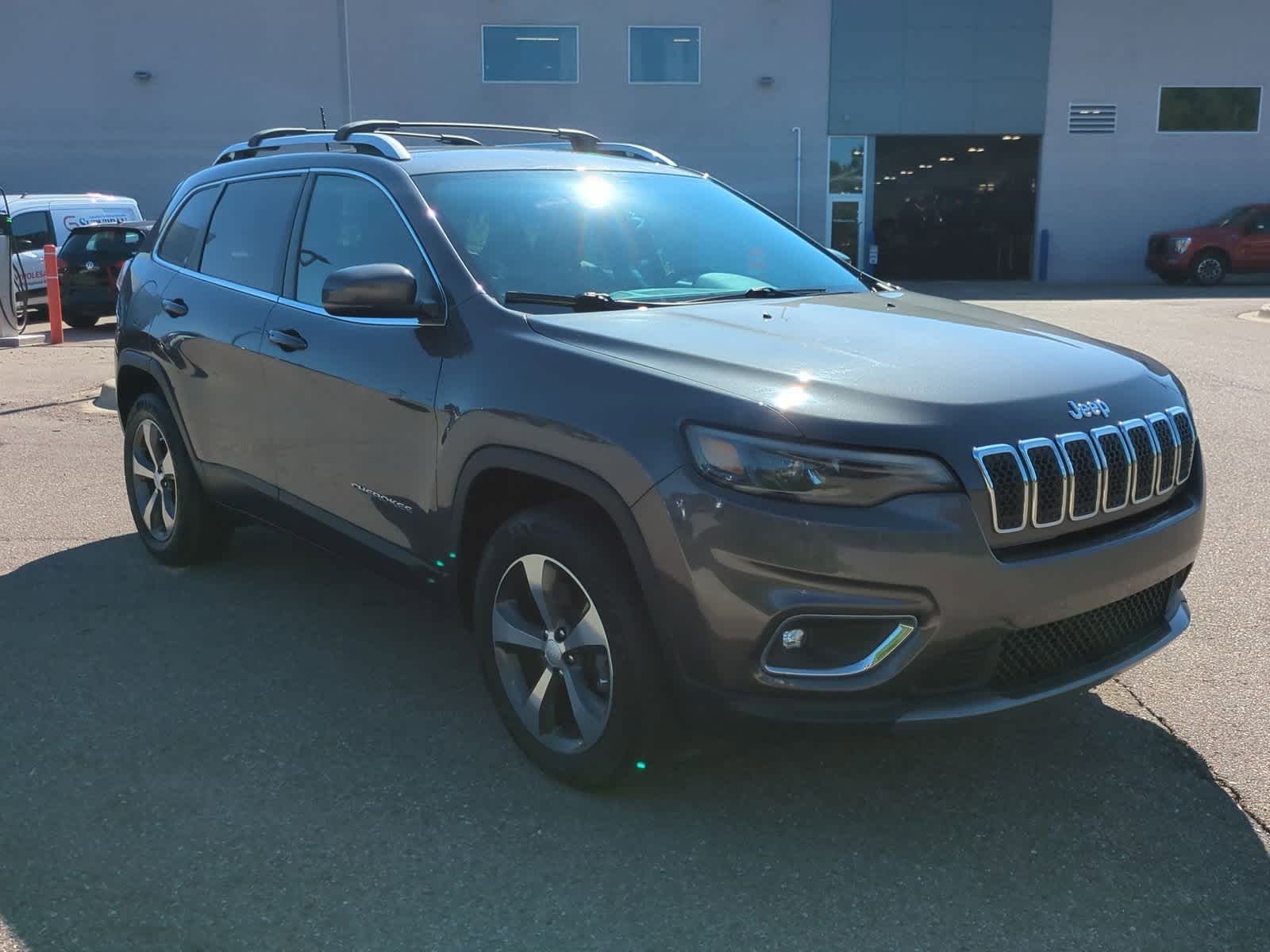 Thumbnail: 2019 Jeep Cherokee - 2