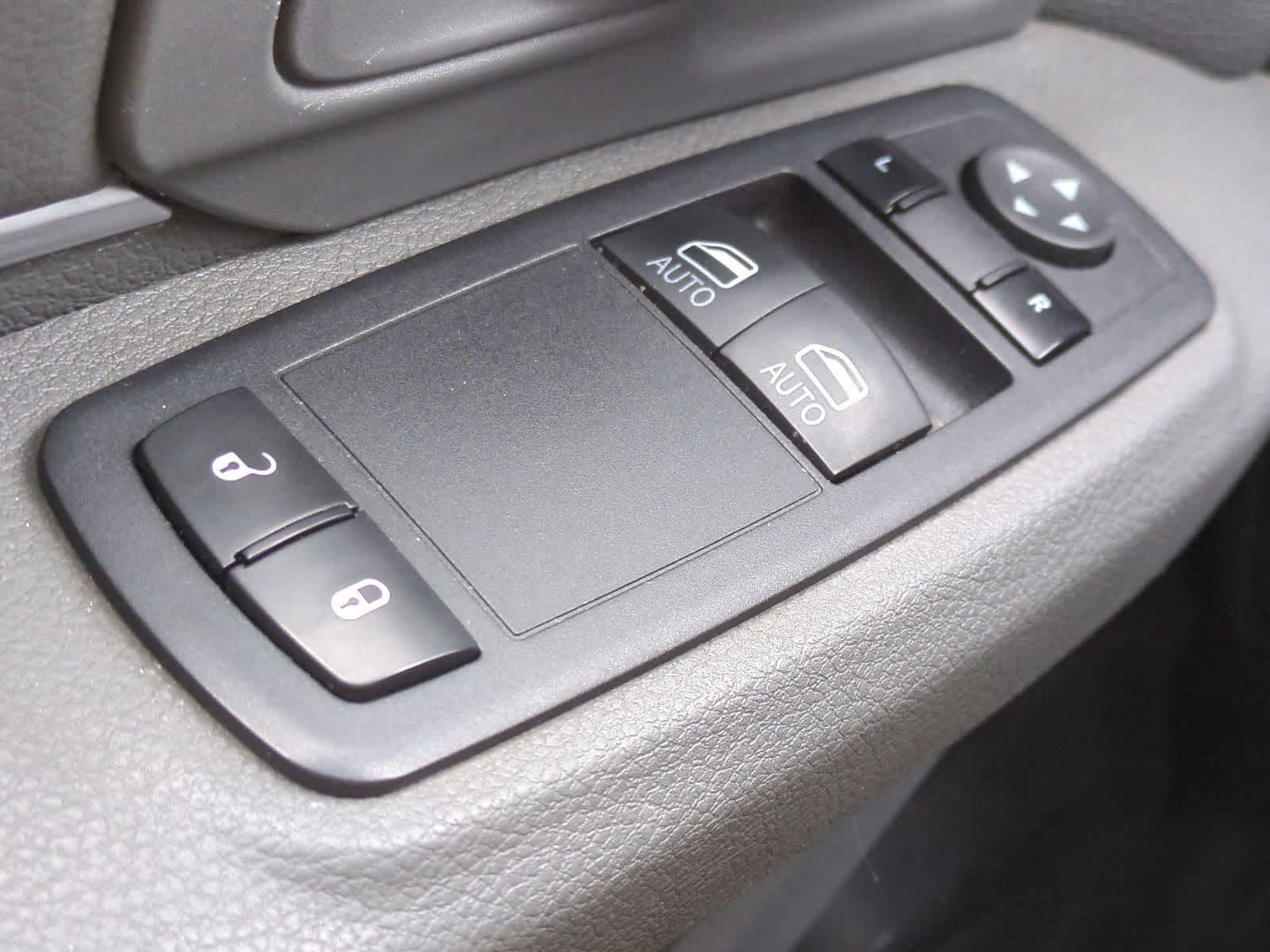 Thumbnail: 2017 RAM 4500 - 27