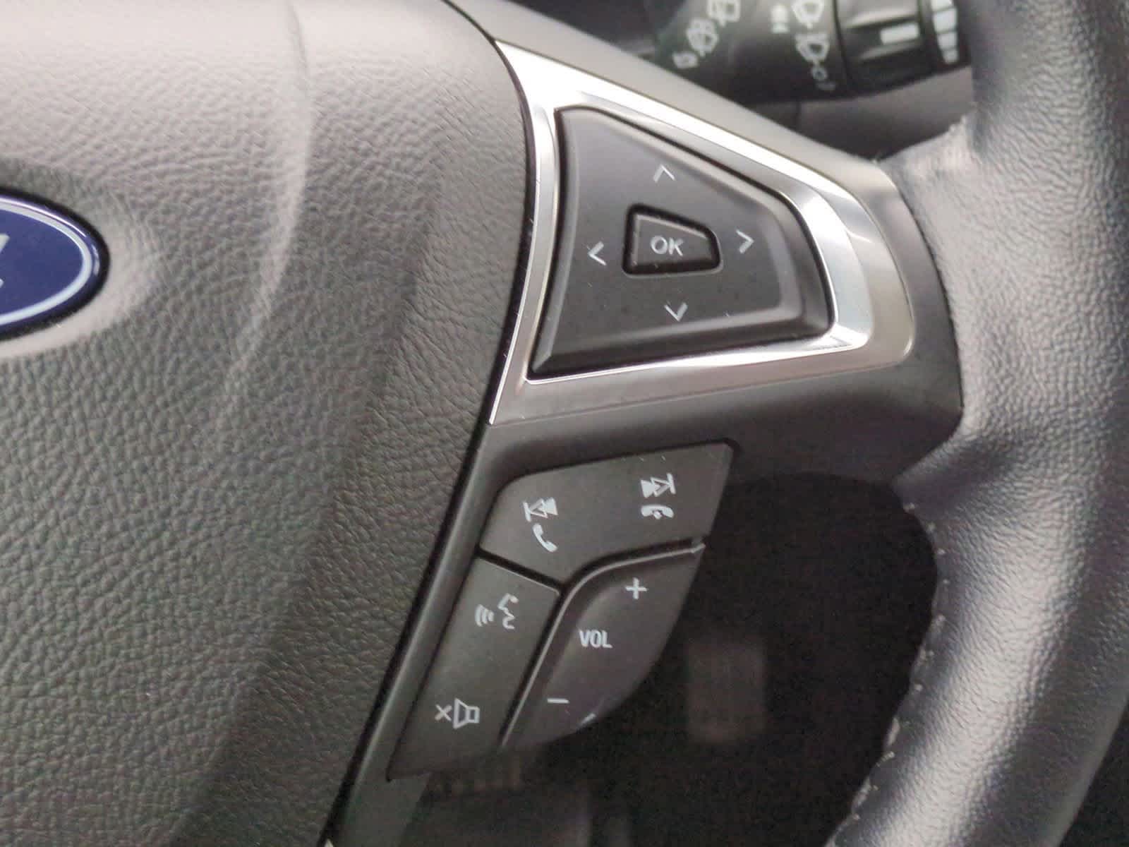 Thumbnail: 2023 Ford Edge - 24