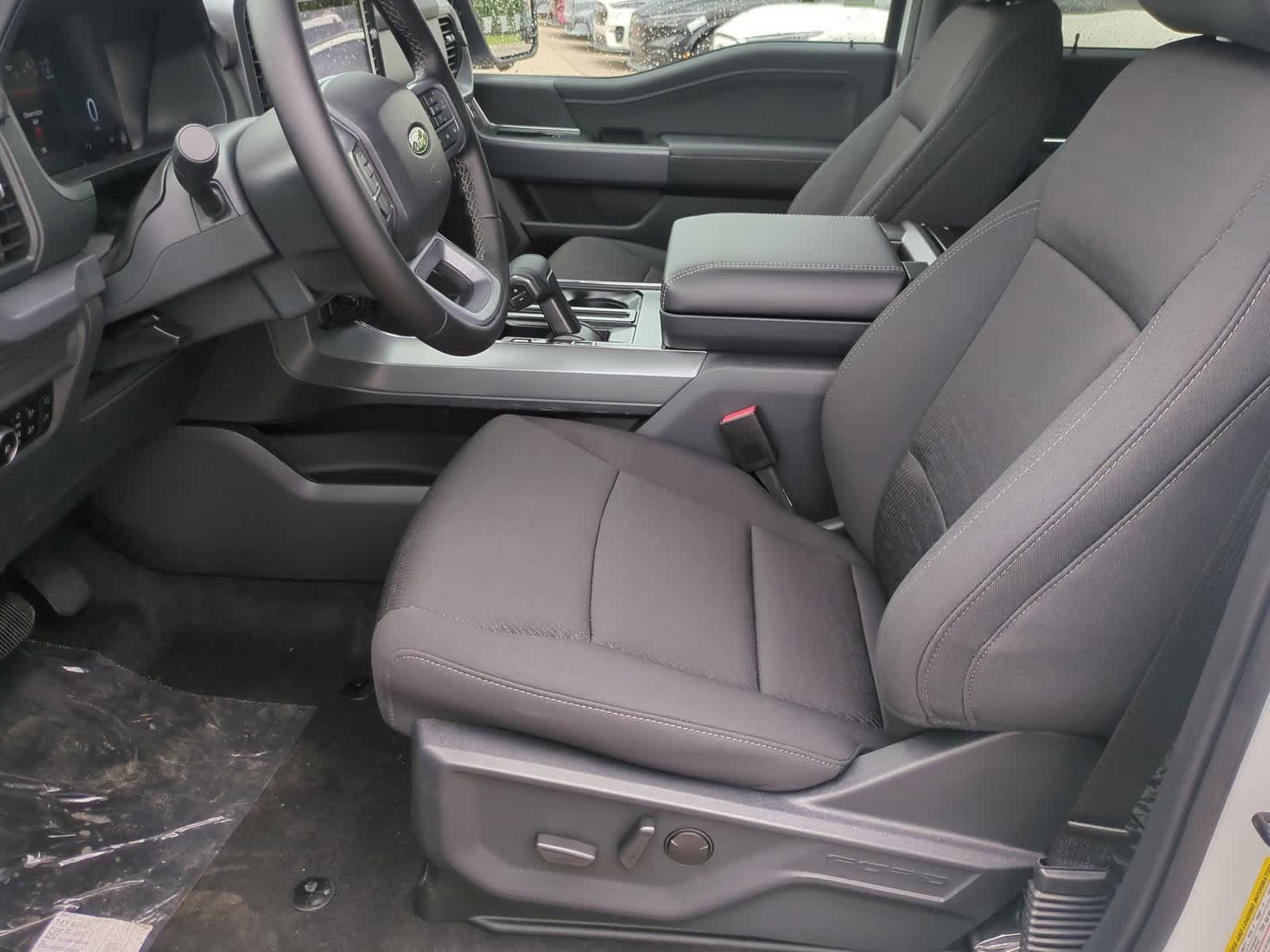 2025 Ford F-150 XLT 16