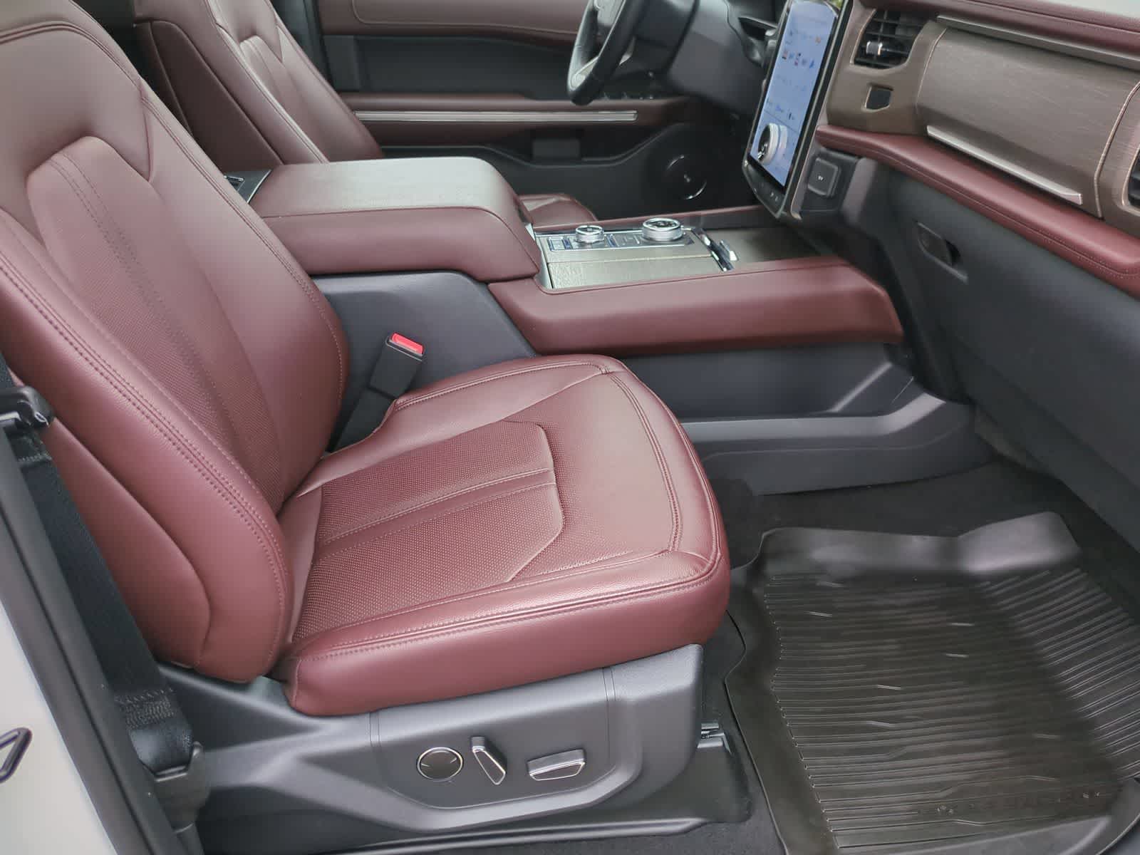 Thumbnail: 2024 Ford Expedition MAX - 22