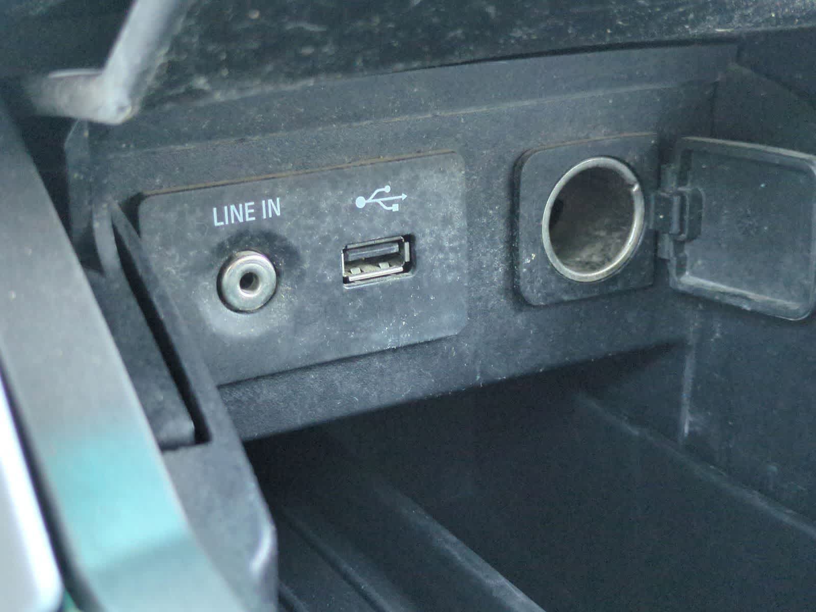 Thumbnail: 2015 Ford Explorer - 30