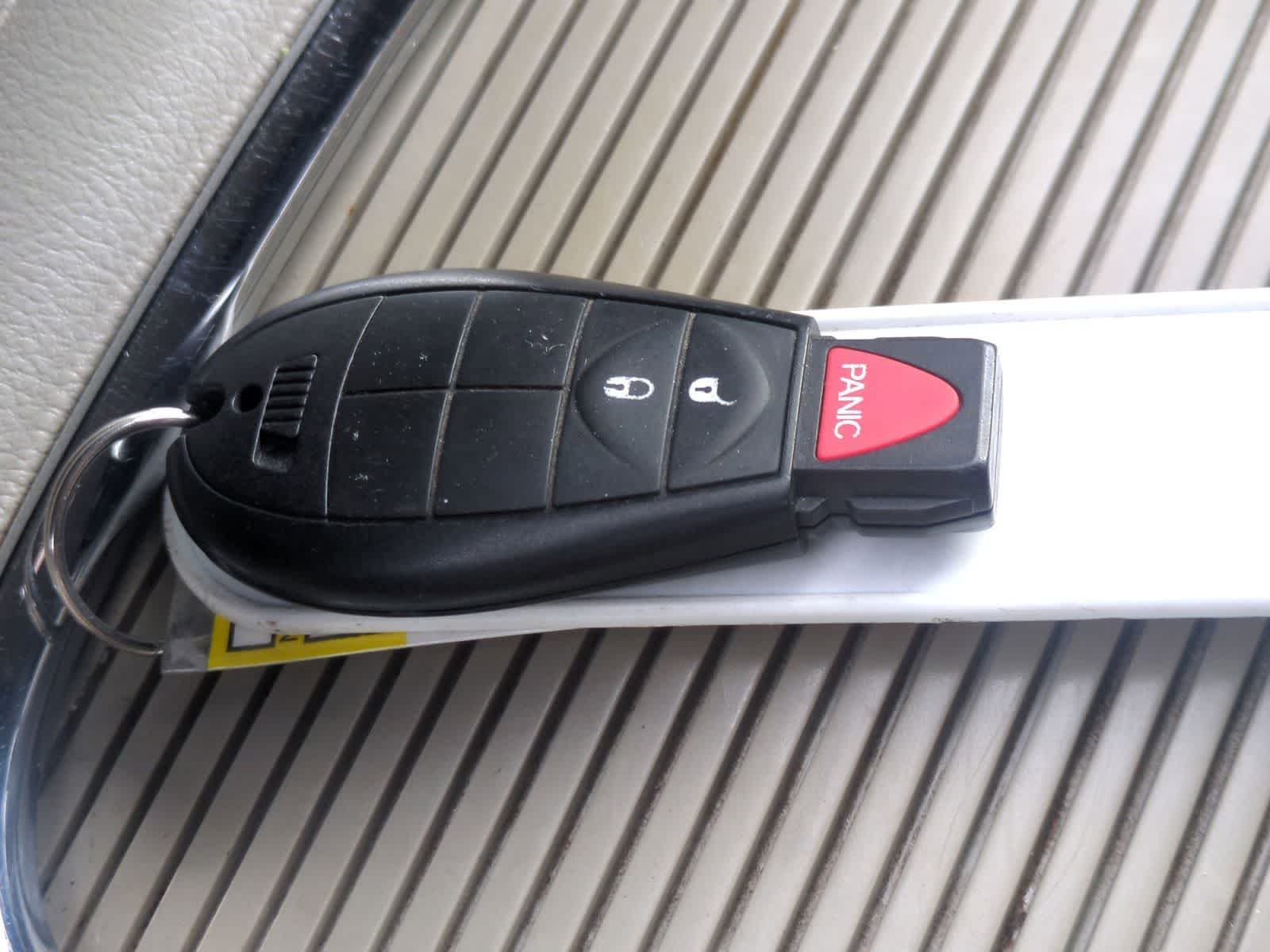 Thumbnail: 2013 Dodge Grand Caravan - 34