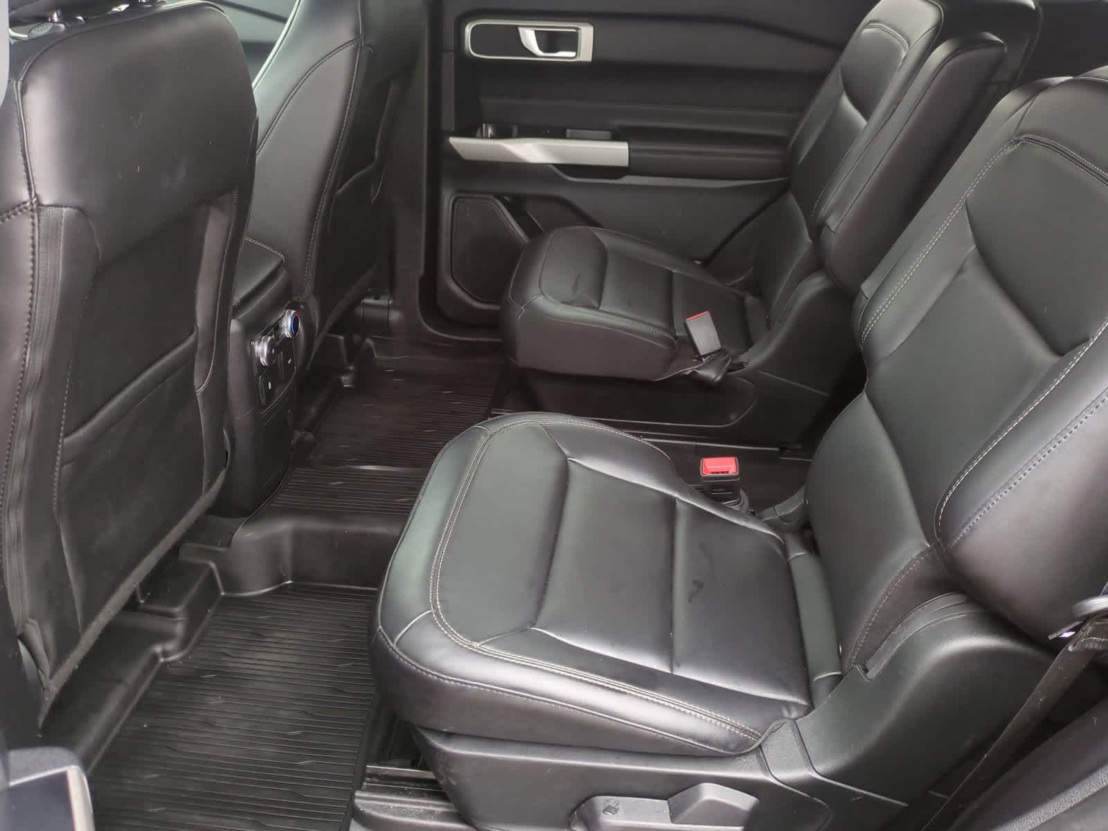 Thumbnail: 2022 Ford Explorer - 19