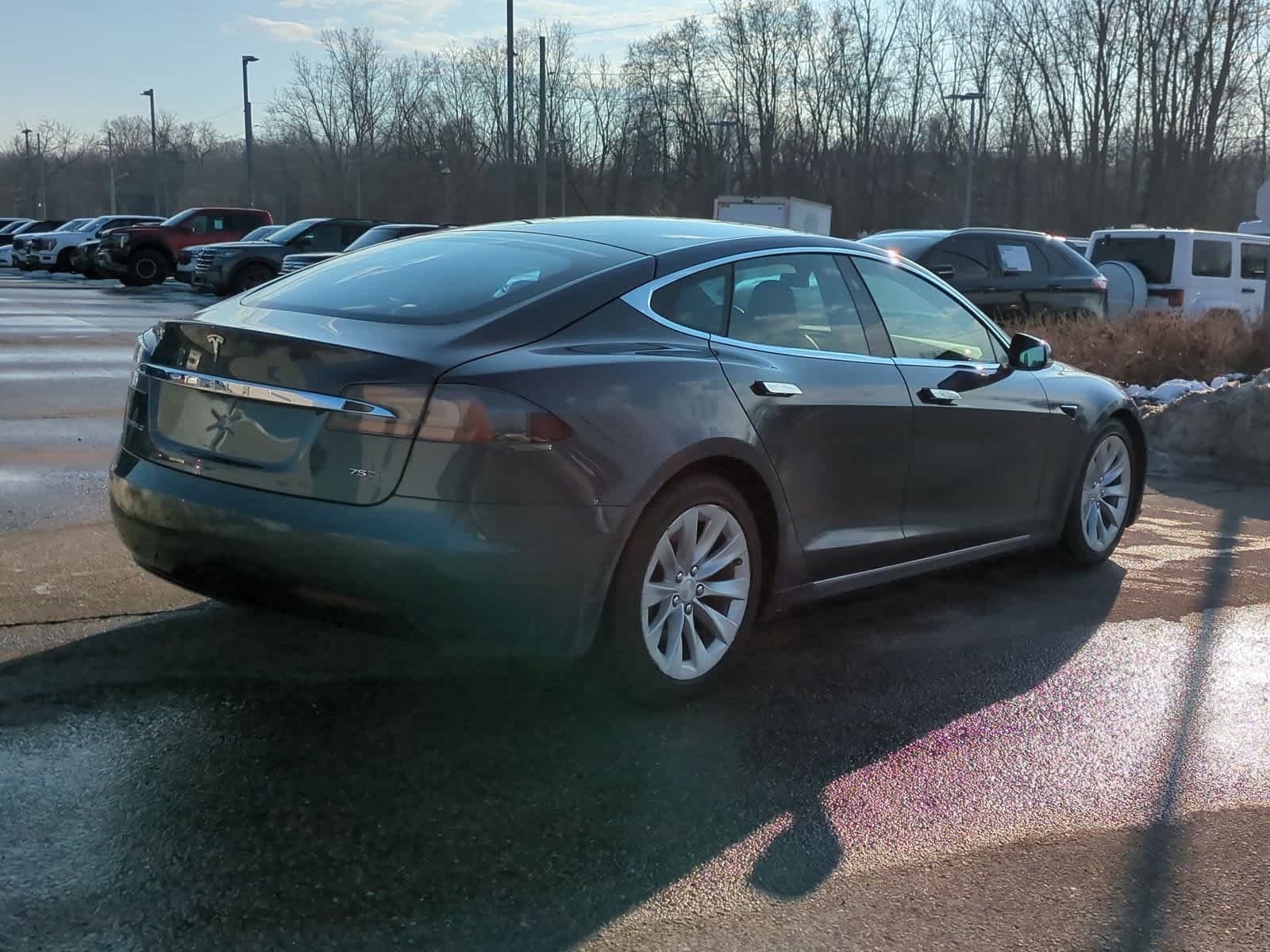 Thumbnail: 2017 Tesla Model S - 8