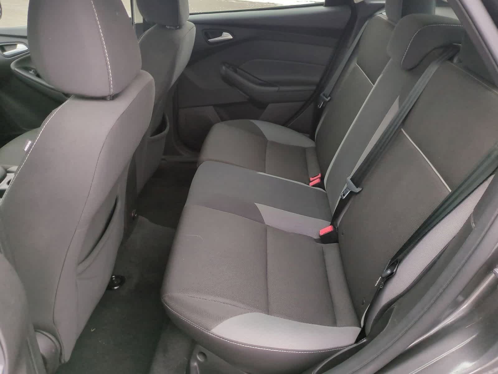 Thumbnail: 2013 Ford Focus - 19