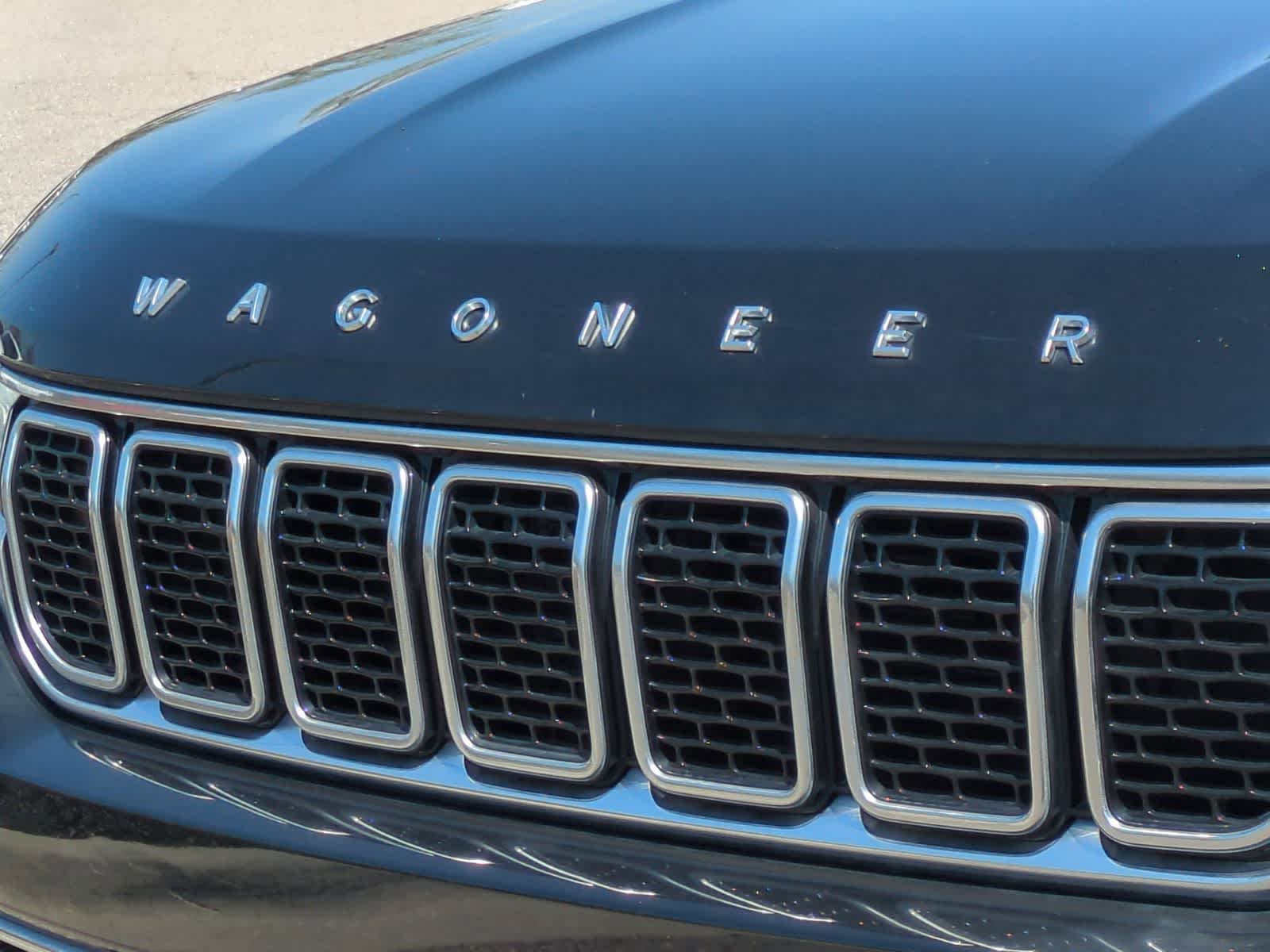 Thumbnail: 2022 Jeep Wagoneer - 12