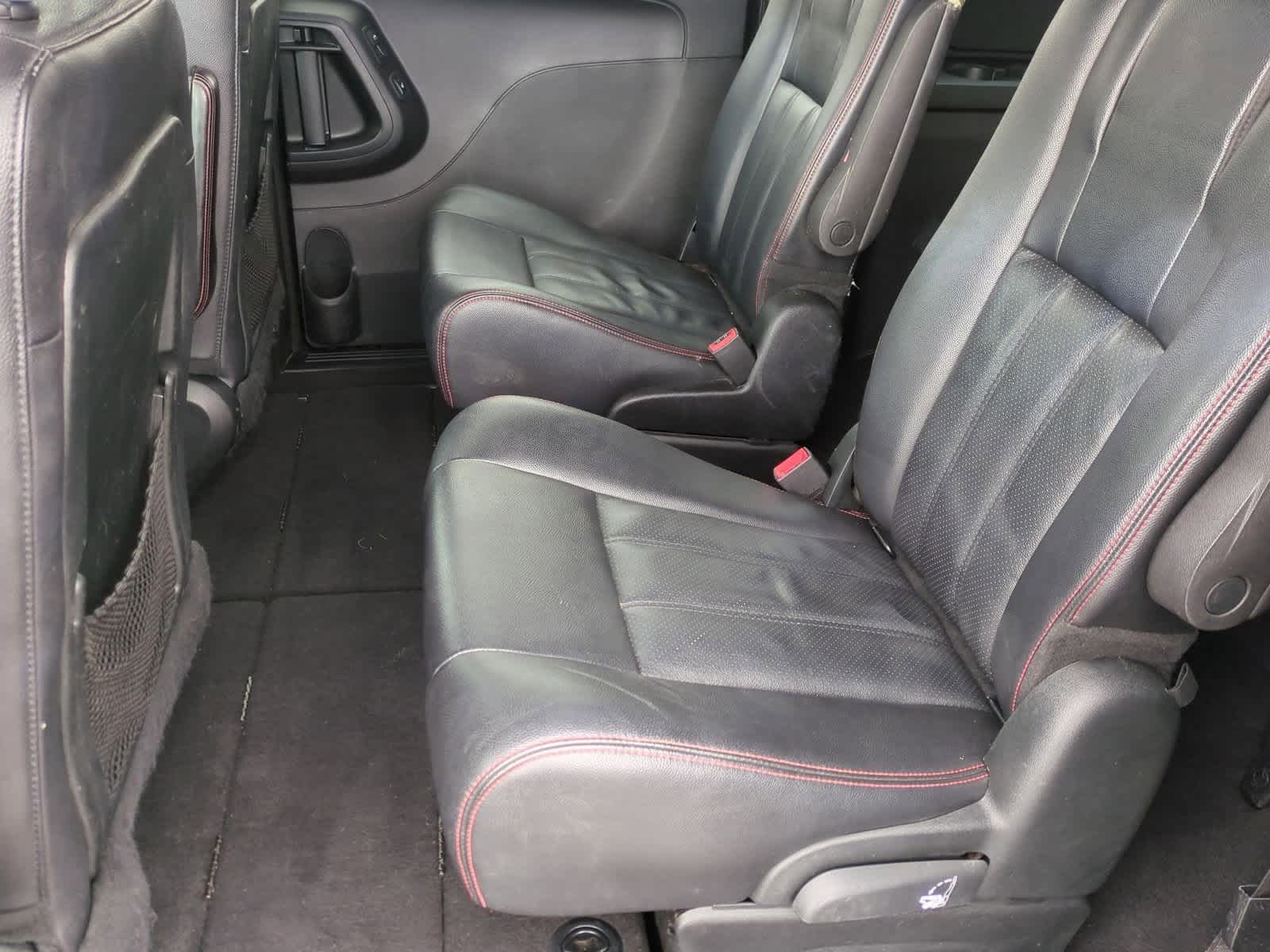 Thumbnail: 2017 Dodge Grand Caravan - 19