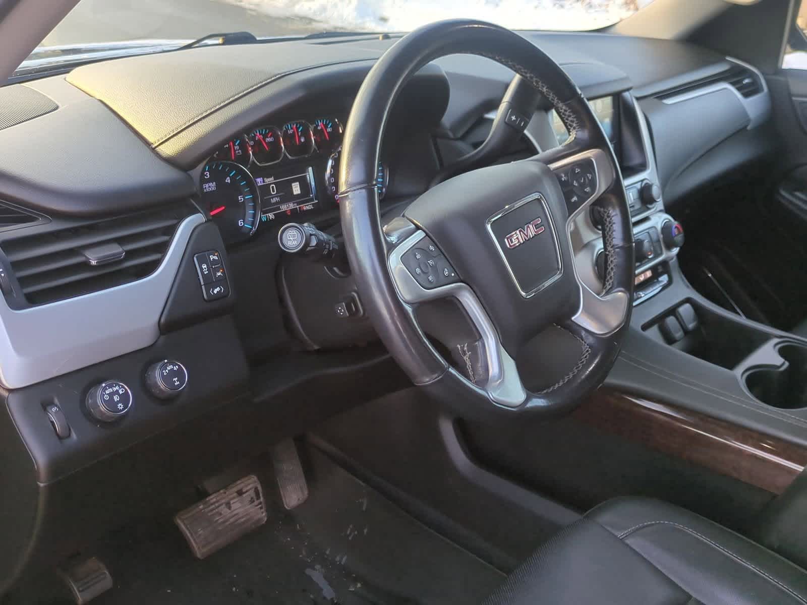 Thumbnail: 2020 GMC Yukon XL - 10