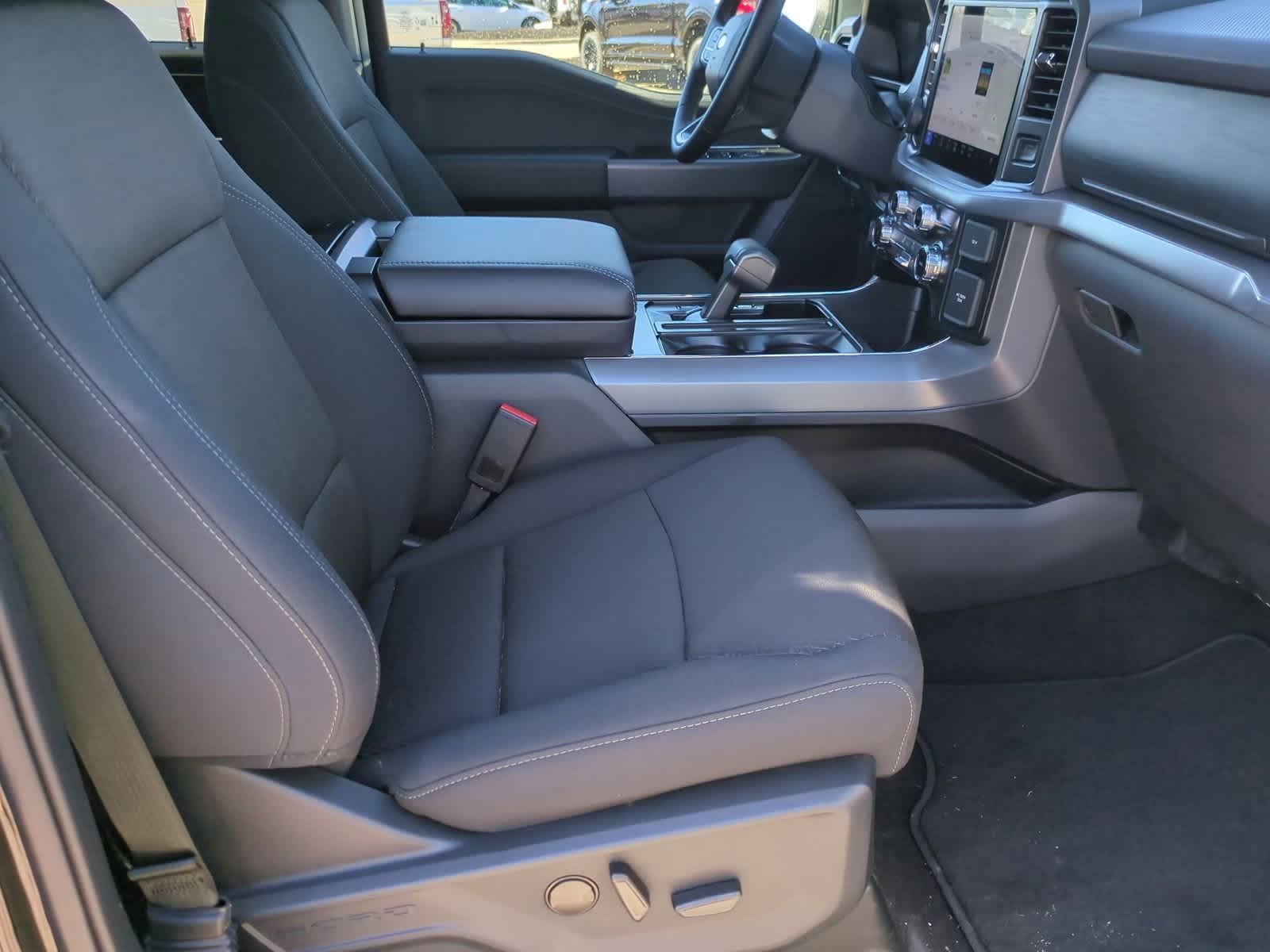 Thumbnail: 2025 Ford F-150 - 21