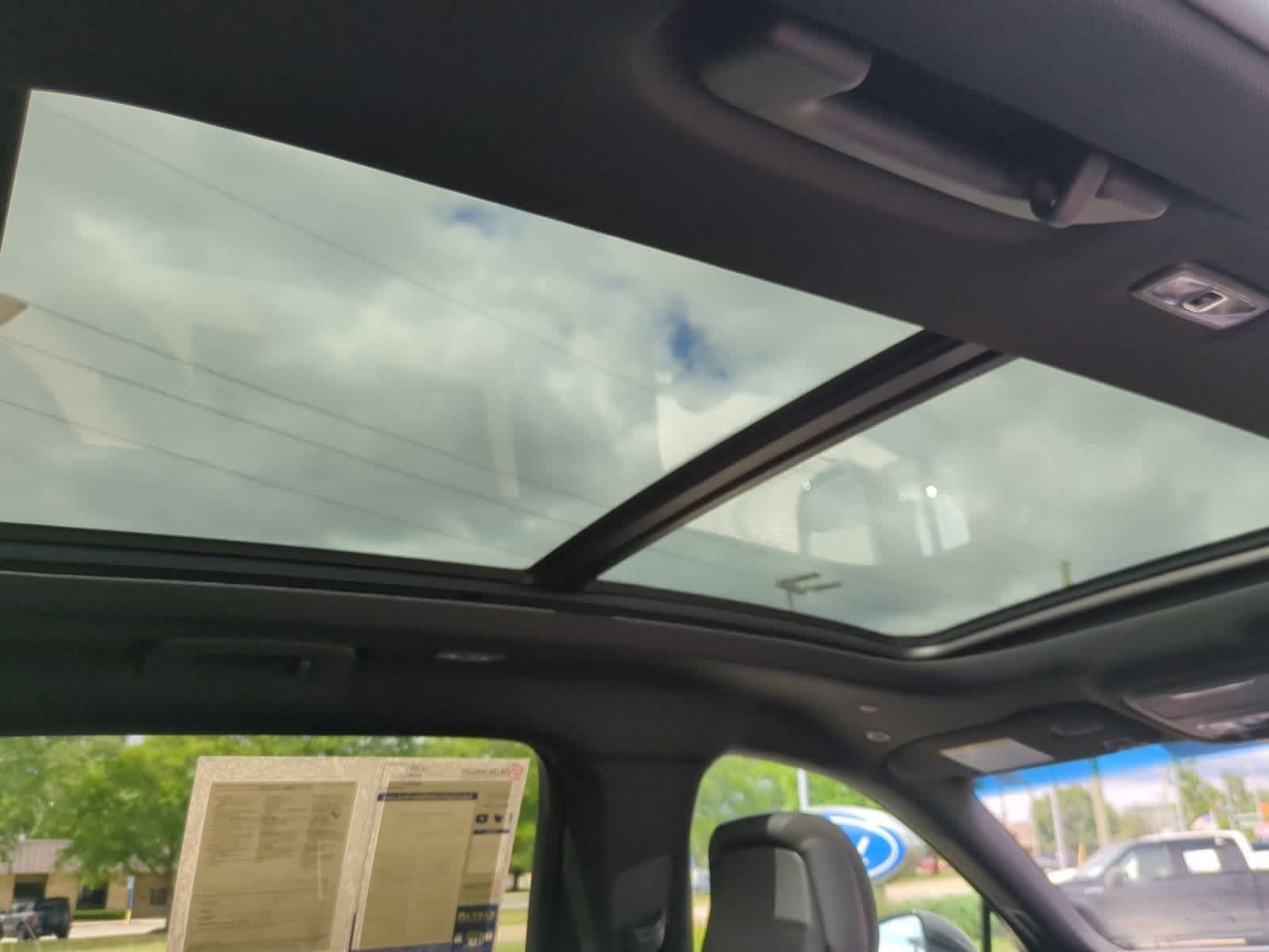 Thumbnail: 2024 Lincoln Nautilus - 22