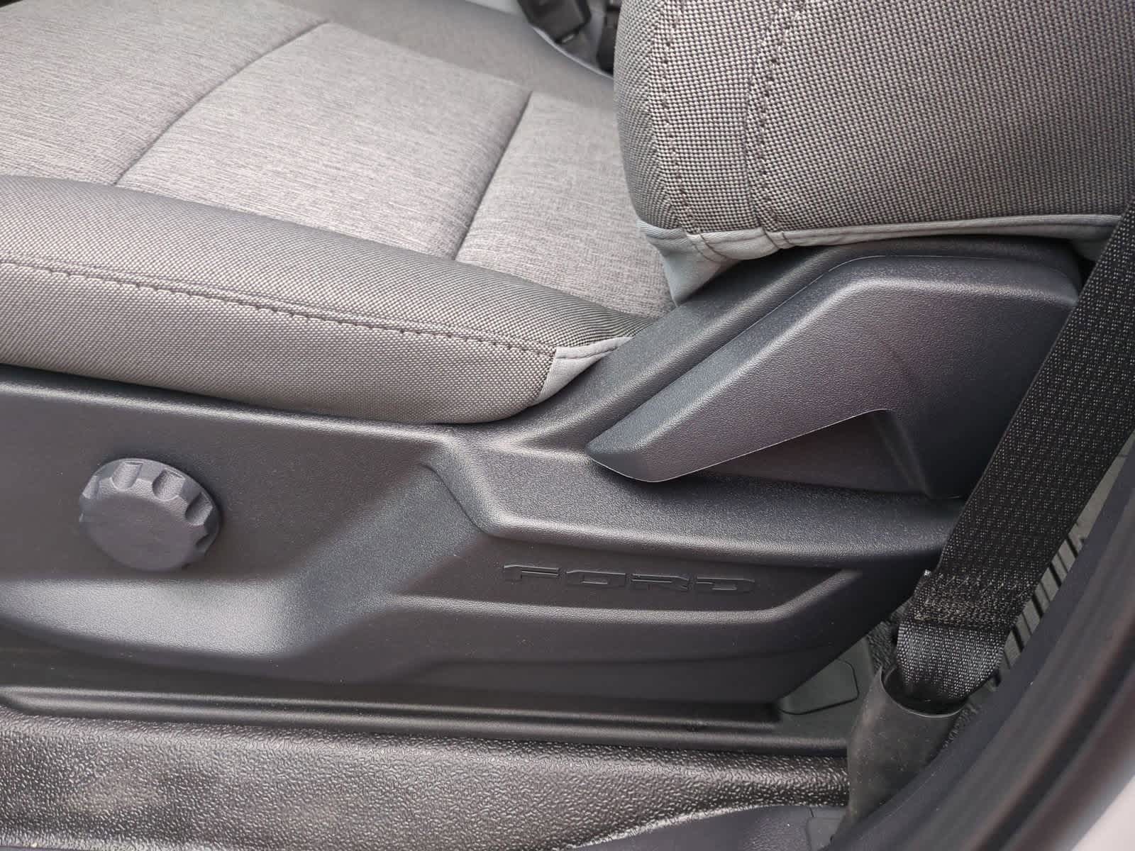 Thumbnail: 2026 Ford Econoline - 17