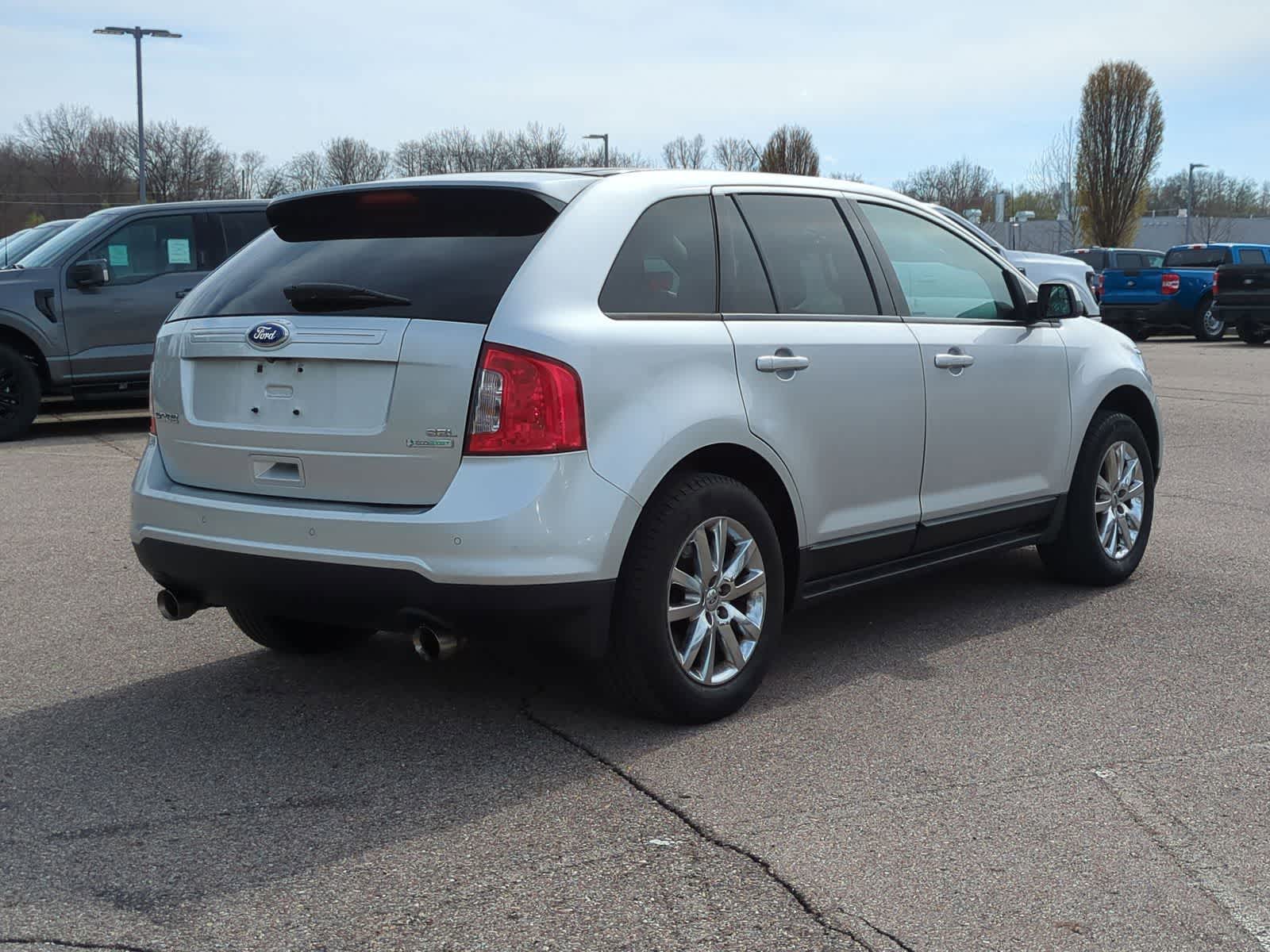 Thumbnail: 2012 Ford Edge - 8
