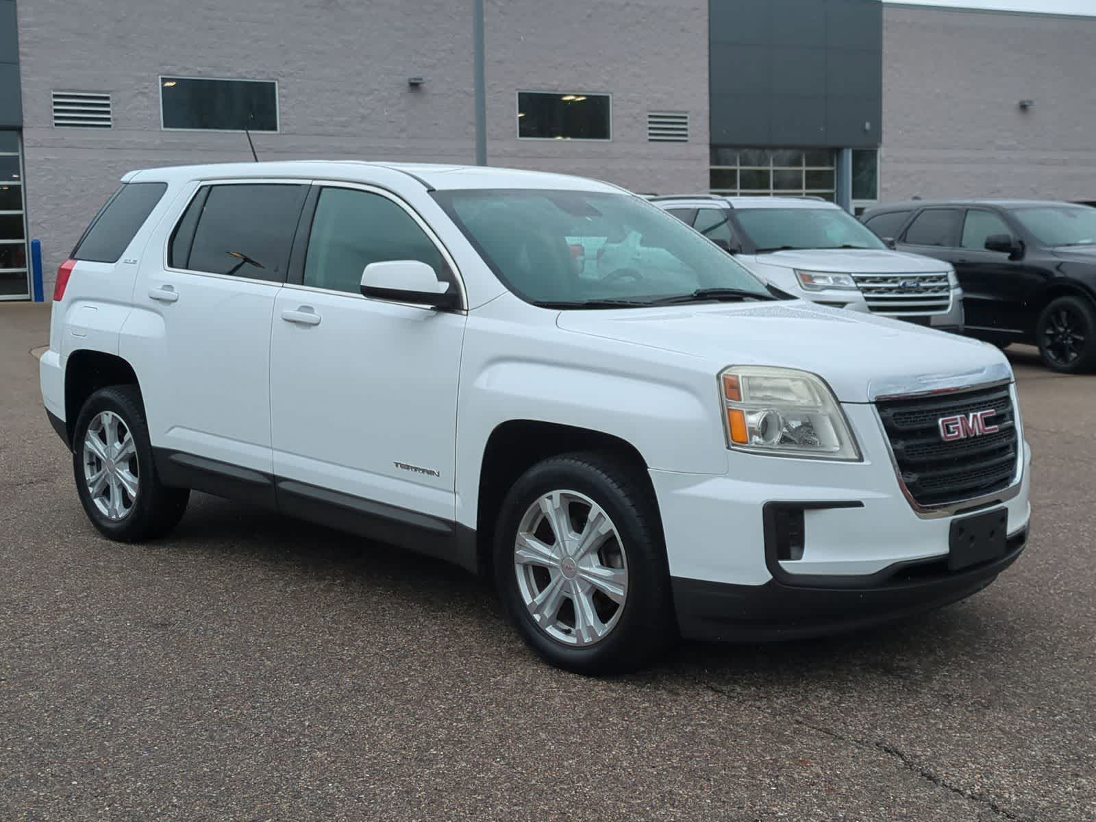 Thumbnail: 2017 GMC Terrain - 2