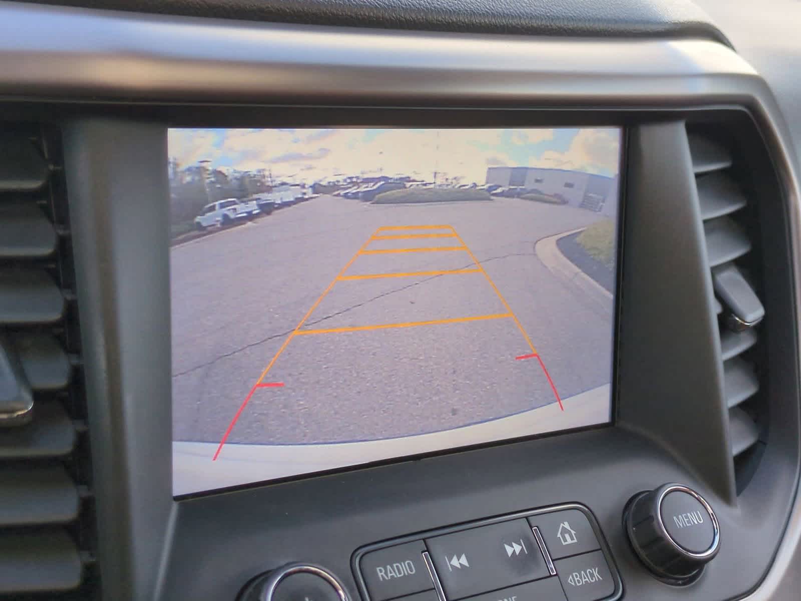 Thumbnail: 2017 GMC Acadia - 31