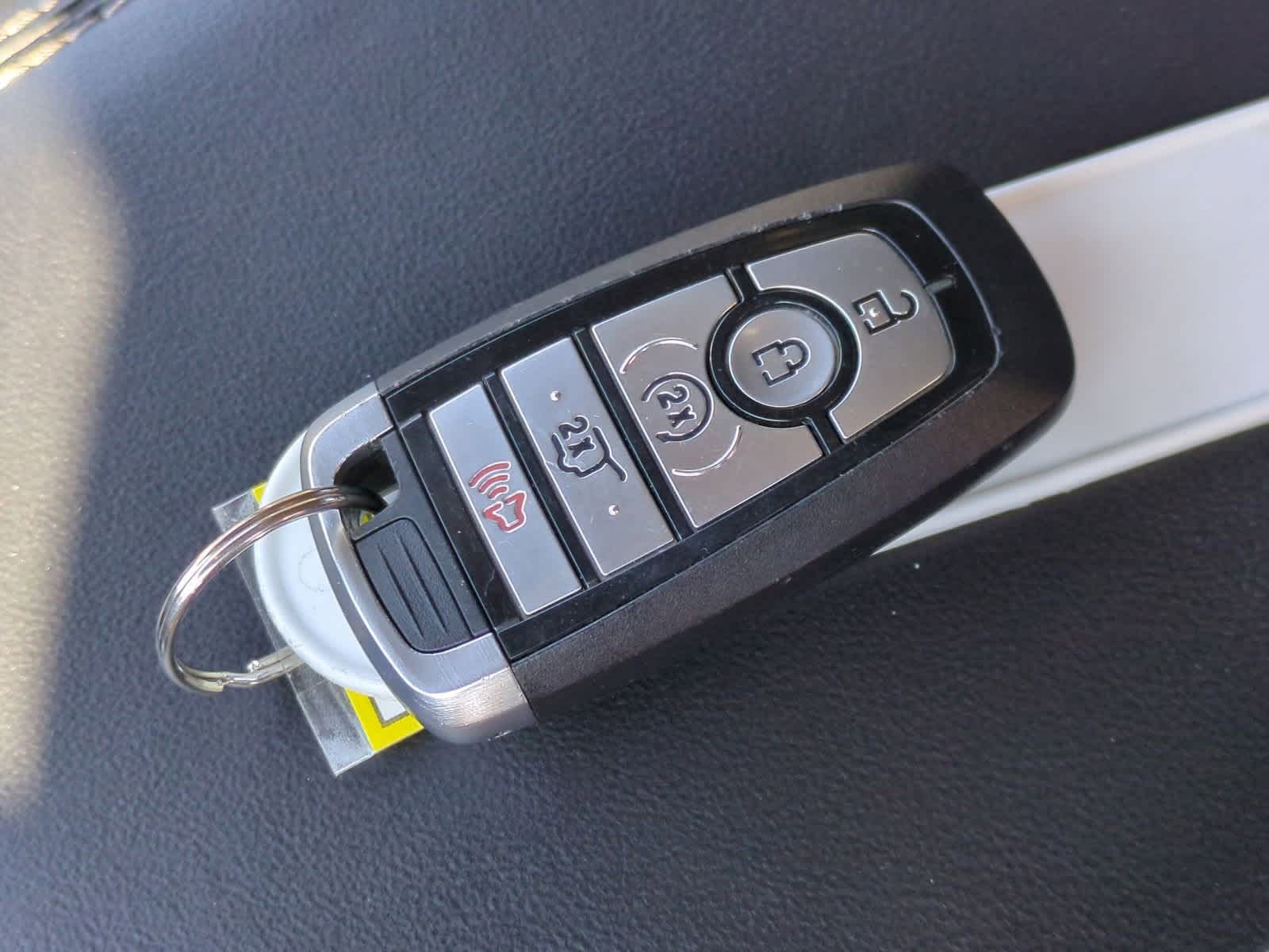 Thumbnail: 2022 Ford Explorer - 36