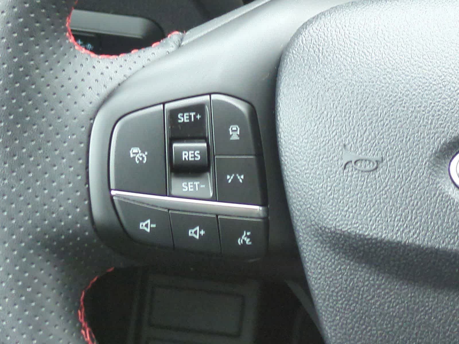Thumbnail: 2024 Ford Escape - 25