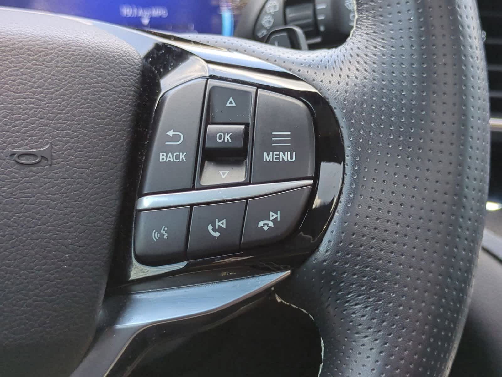 Thumbnail: 2021 Ford Explorer - 26