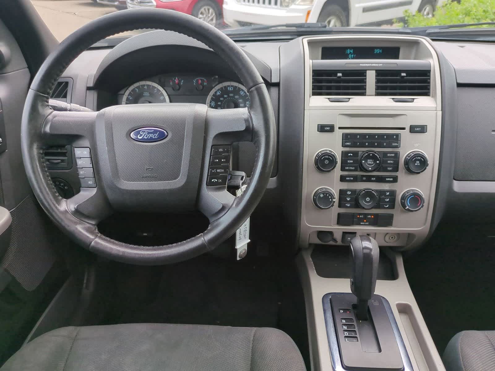 Thumbnail: 2010 Ford Escape - 15
